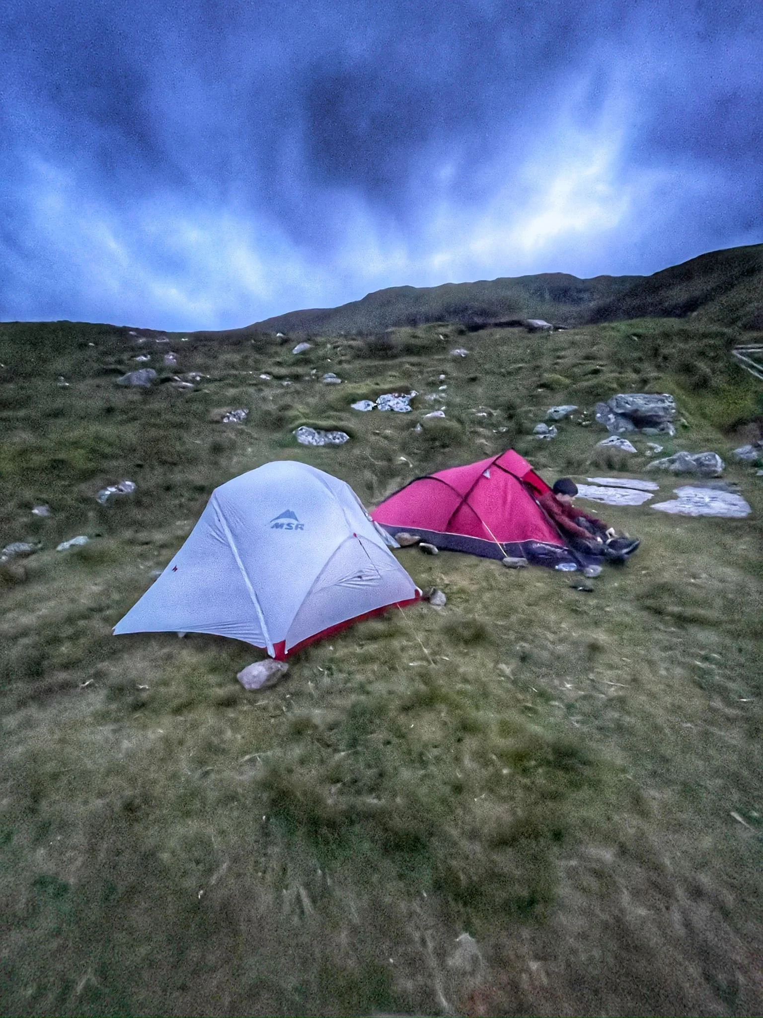 do's and donts of wild camping Introduction to wild camping Learn to rock climb UK, Rock climbing for beginners, outdoor rock climbing, trad climbing experience, abseiling introduction to rock climbing, rock climbing experience. guided mountain walks