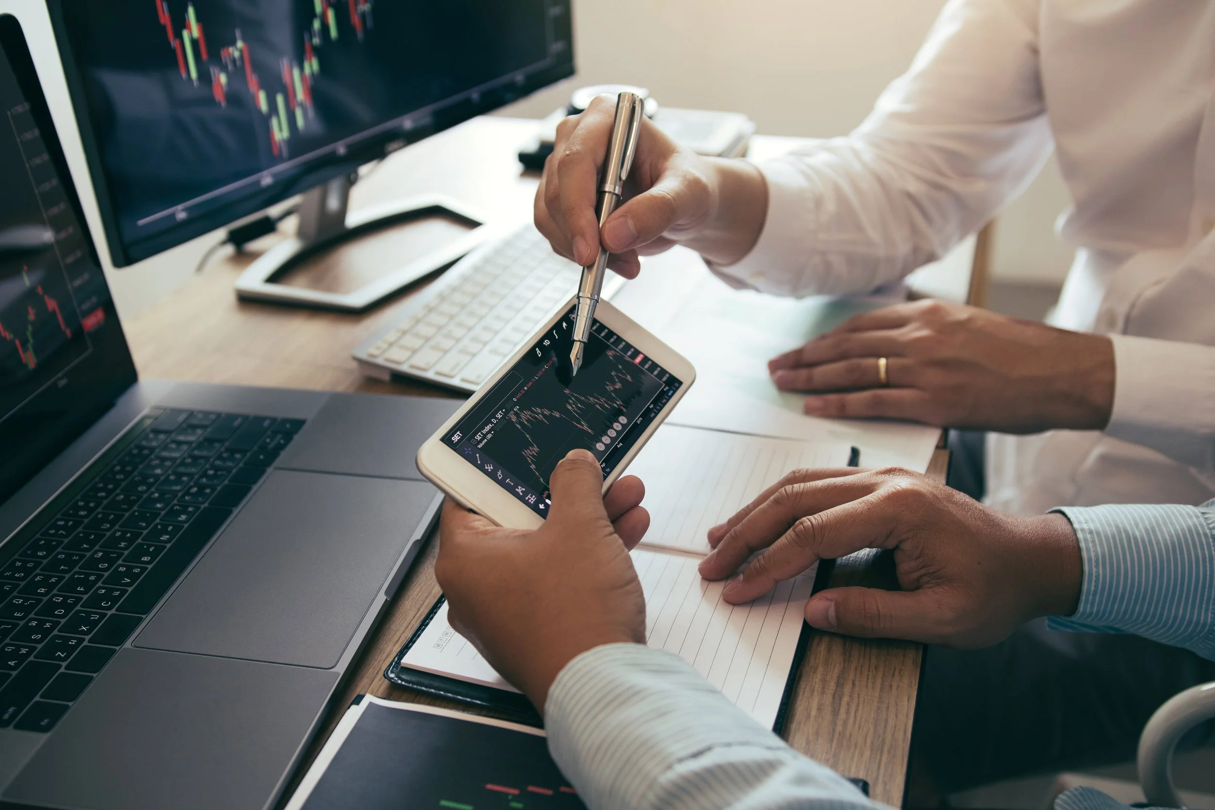 How To Manage Market Risk & Avoid Losing Money In The Next Stock Market Crash