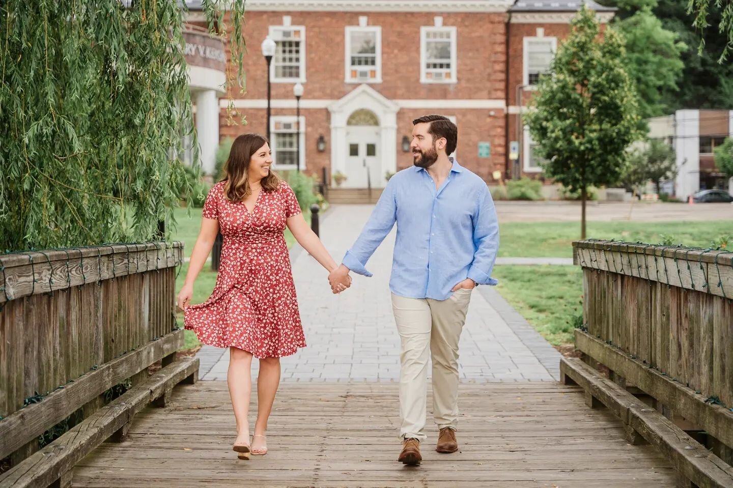 Just when I thought my passion for capturing intimate moments couldn't grow any stronger, Allie and Mike's engagement session happened! 📸💕 From the enchanting streets of Mount Kisco to the cozy corners of @pour_mtkisco , we embarked on an adventure