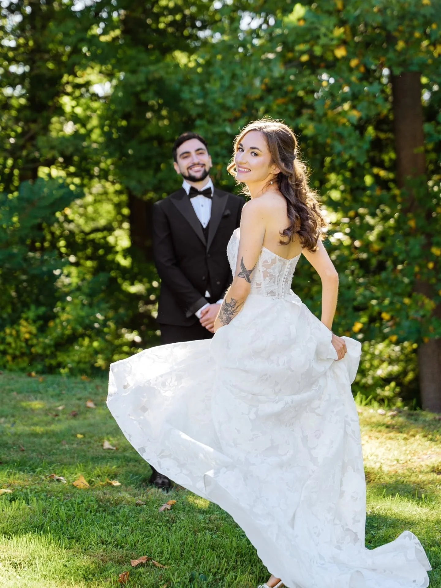 The most magical day ✨️ 

Congratulations Sharon &amp; Stefanos! Your wedding day made me feel so inspired, I truly LOVE what I do! 

Photographer: @juliaannphoto_ny
Venue: @locustgrovehistoricsite
Catering: @sugarandspicecafeny
DJ: @domenictrocino
H