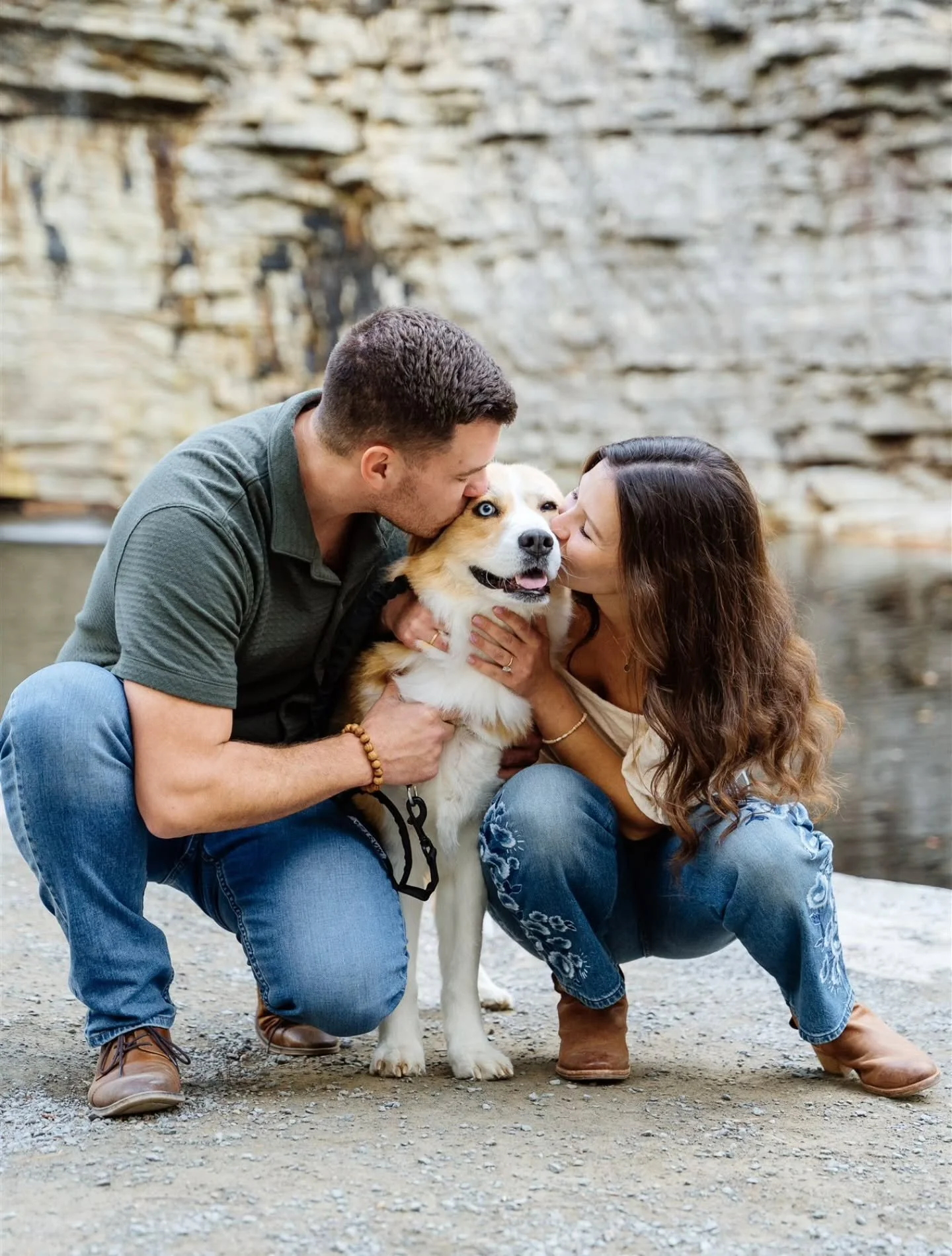 Its wedding day for Stephanie and Ryan! And their little love Sammie too! 🥰 

#newyorkweddingphotographer #nyweddingvendor #nywedding #nyweddingphotographer #hvweddingphotographer #hvwedding #hvweddingvendor #hudsonvalleyweddingphotographer #luxuryw