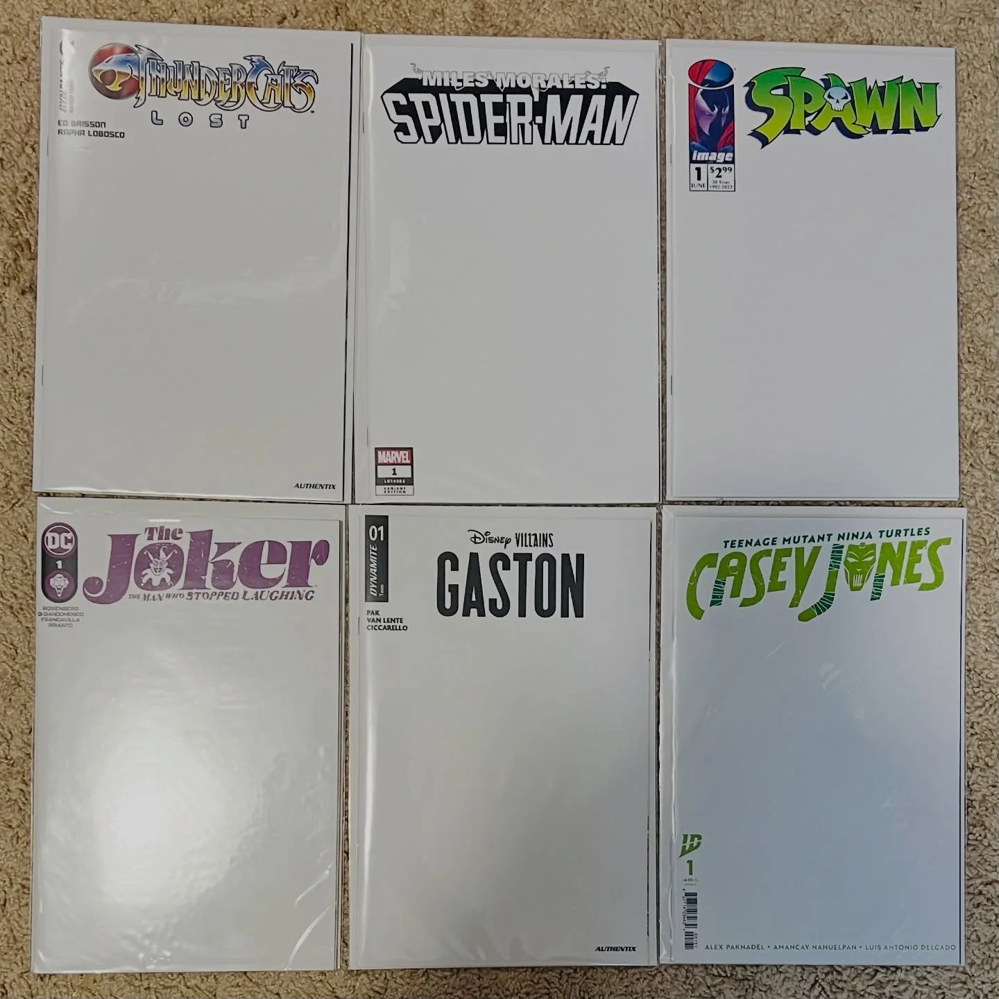 COMMISSIONS ARE OPEN.
Here are some random pulls from my large collection of sketch covers. If you&rsquo;re interested in an original piece of art on one of these, hit me up to discuss. #sketchcover #commissions