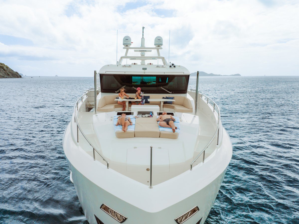 AQUA LIFE - BLUE OCEANS YACHTING - 1200px (17).jpg