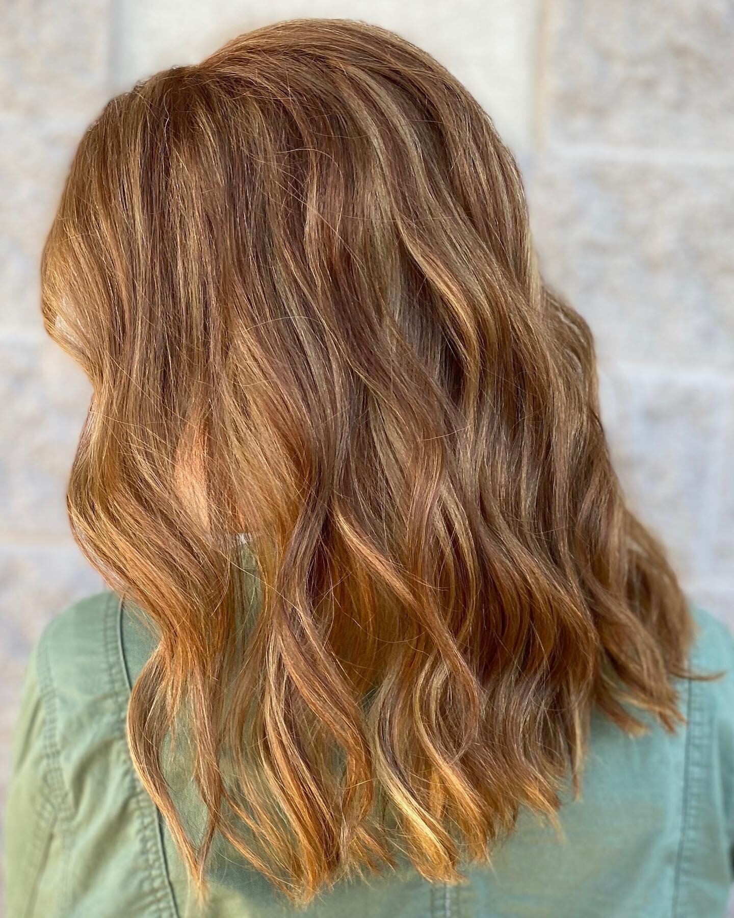 Gorgeous copper blonde for summer 🔥 cut &amp; color by @hairbyallieryan