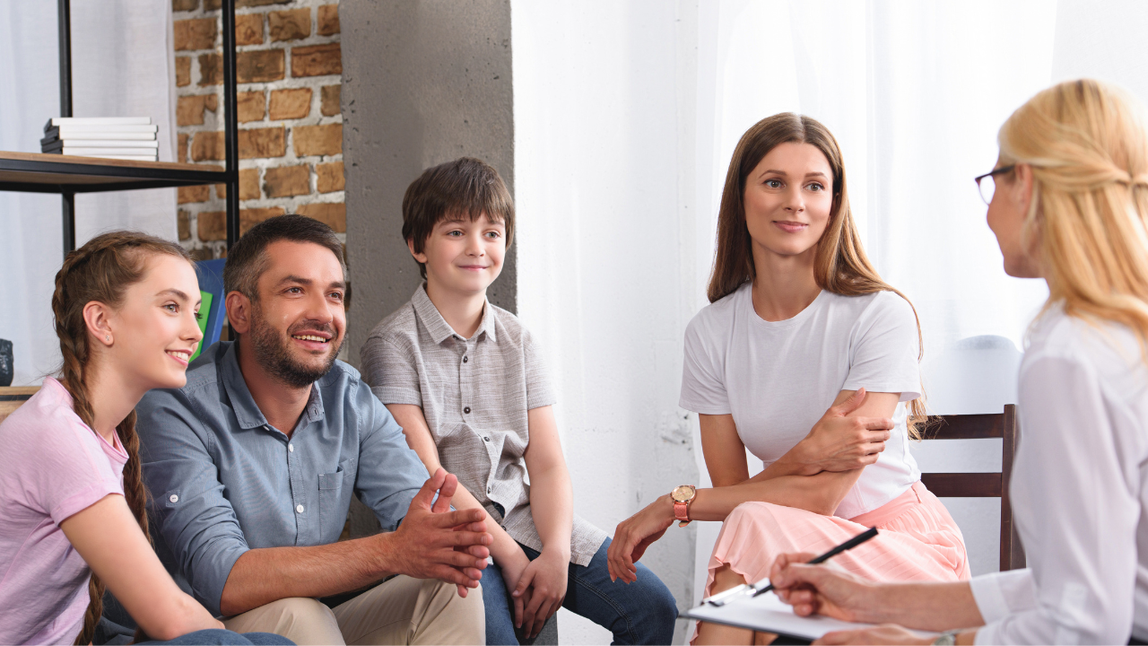 How Family Therapy for Generational Trauma Helps Break the Cycle