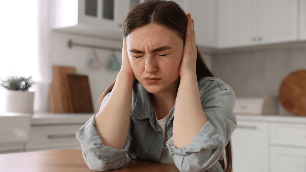 Psychotic Disorder vs Schizophrenia: What Is the Difference, Really?