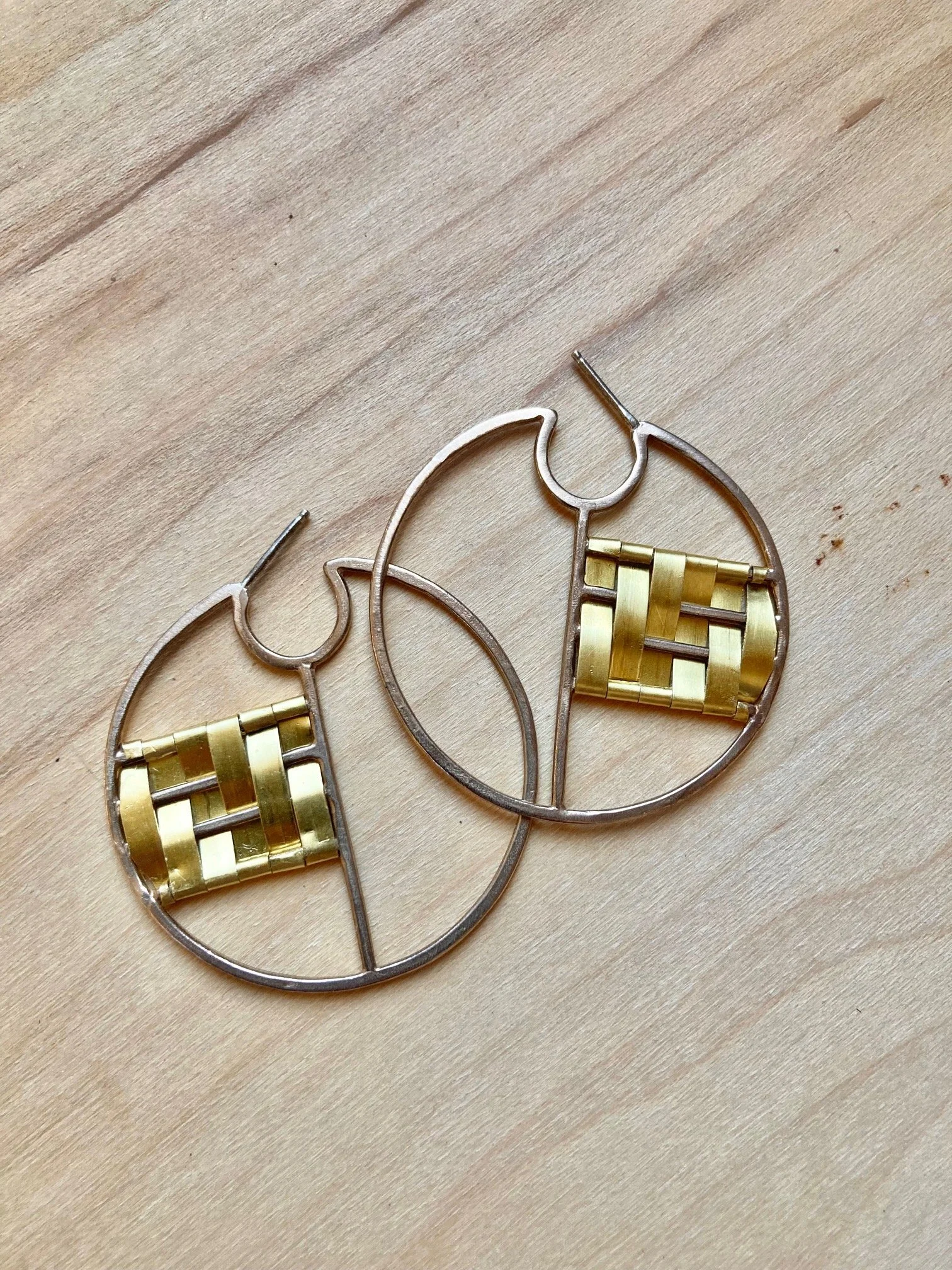 Metal Twill Hoops