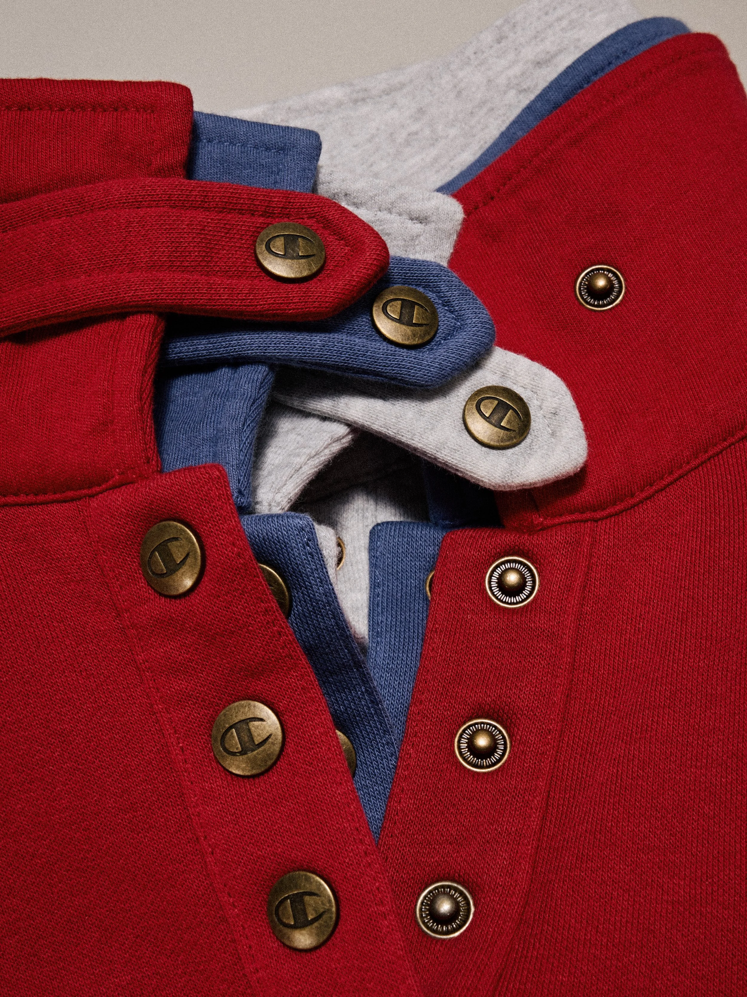 20250826_CHAMPION_TARGET_SOCIAL_SL_shot 10_305.jpg