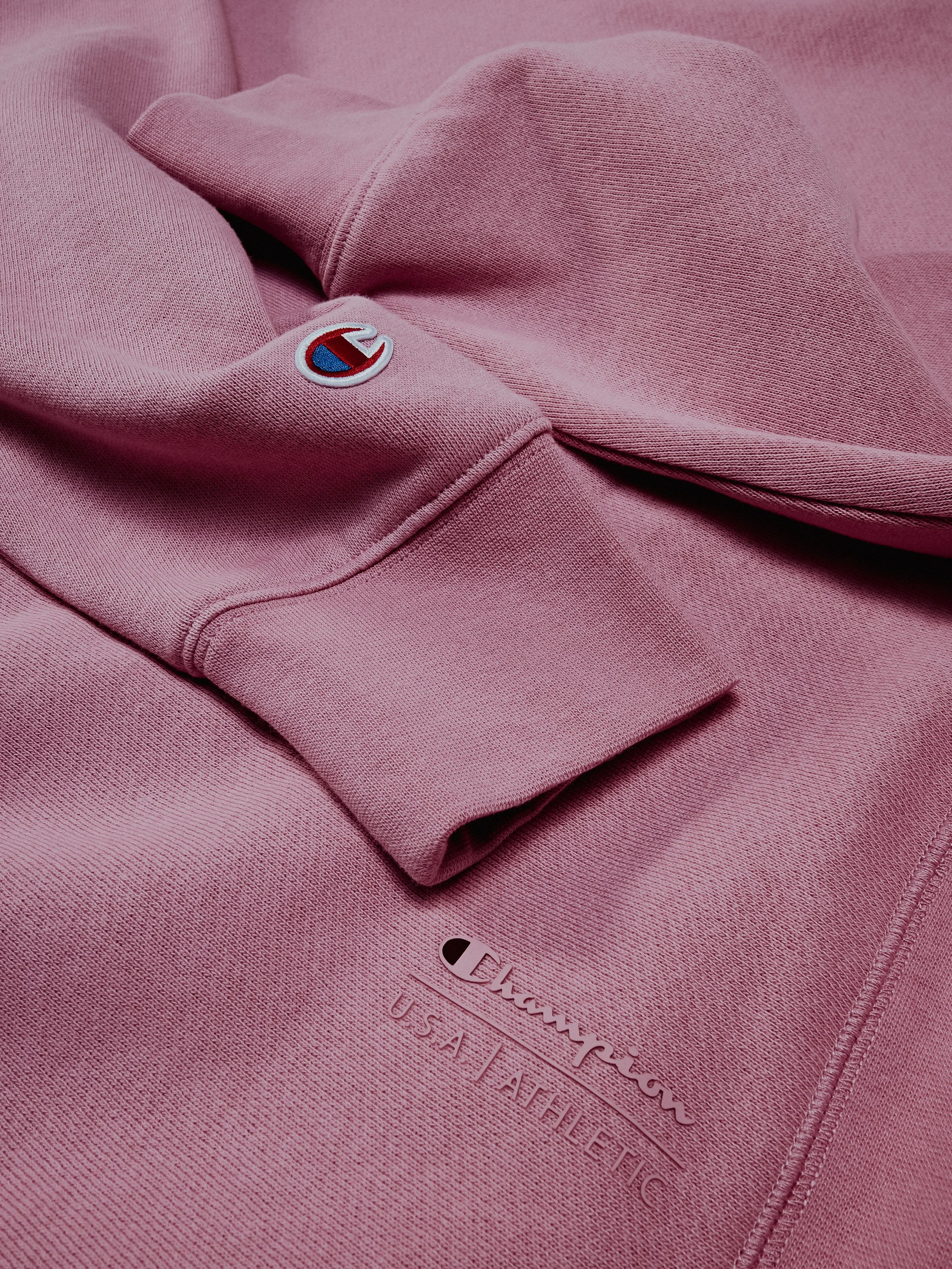 20250826_CHAMPION_TARGET_SOCIAL_SL_shot 7_494.jpg