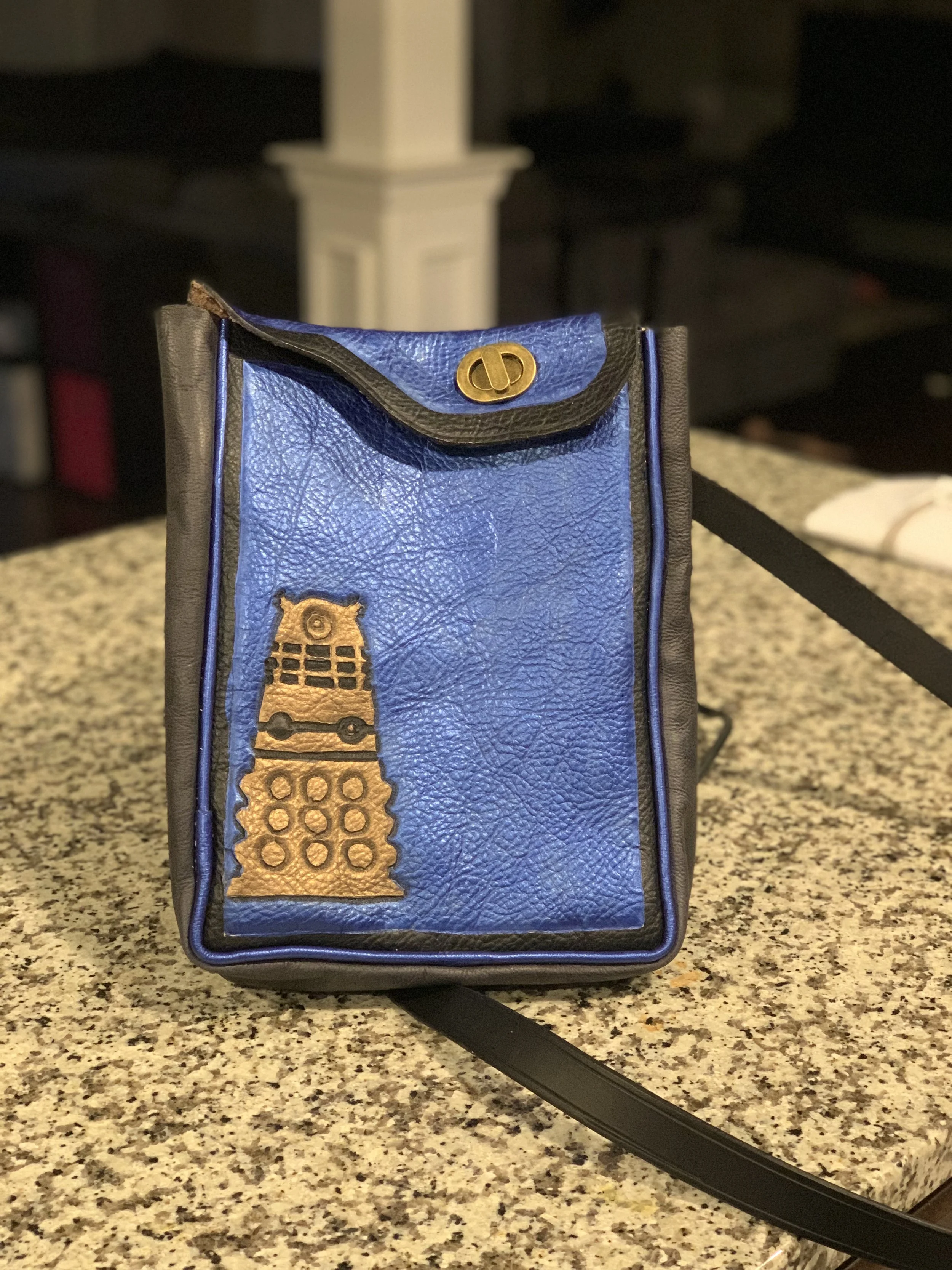Dalek Bag Front