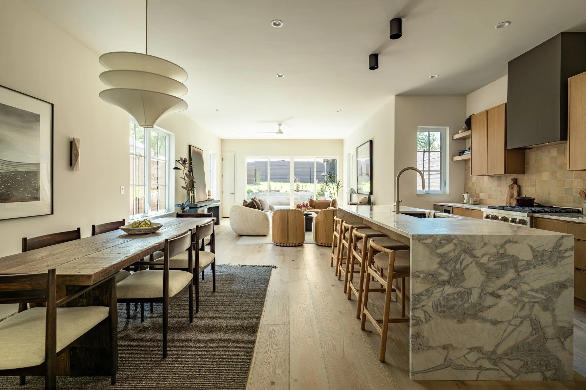5-web-or-mls-L2911227-HDR.jpg