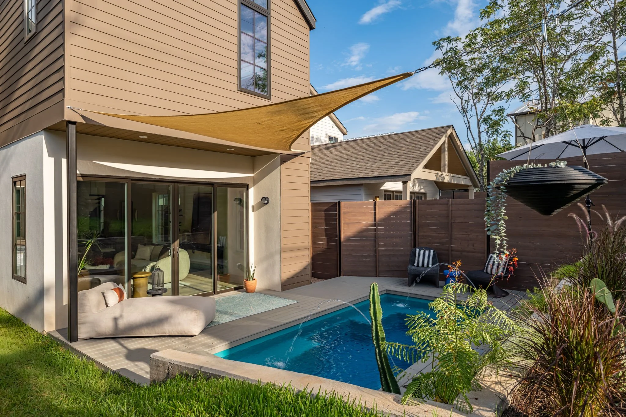 35-web-or-mls-L2920438-HDR.jpg
