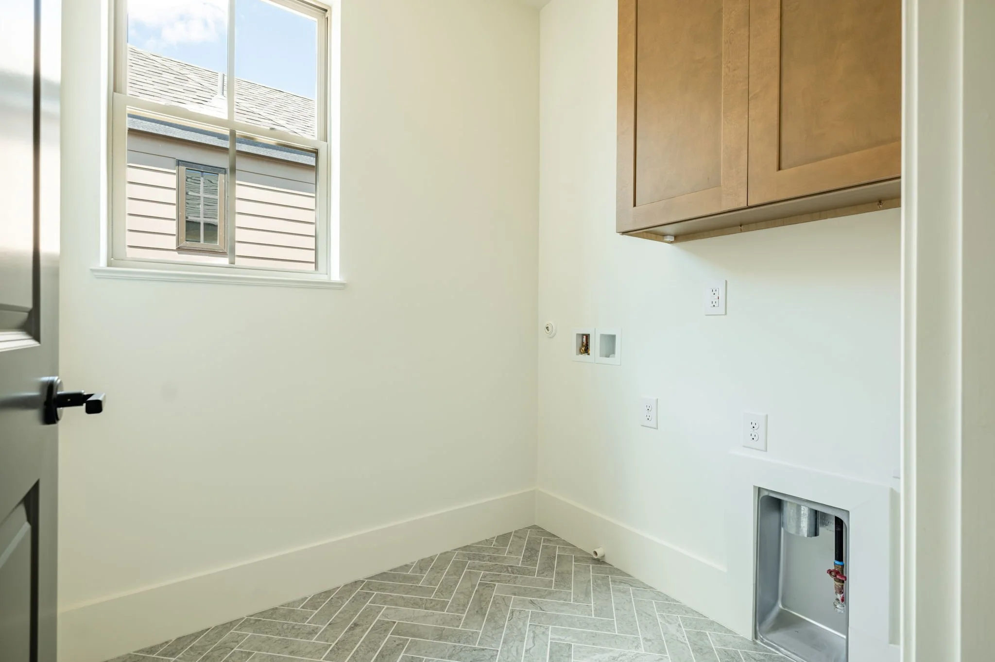 43-web-or-mls-L2911155-HDR.jpg