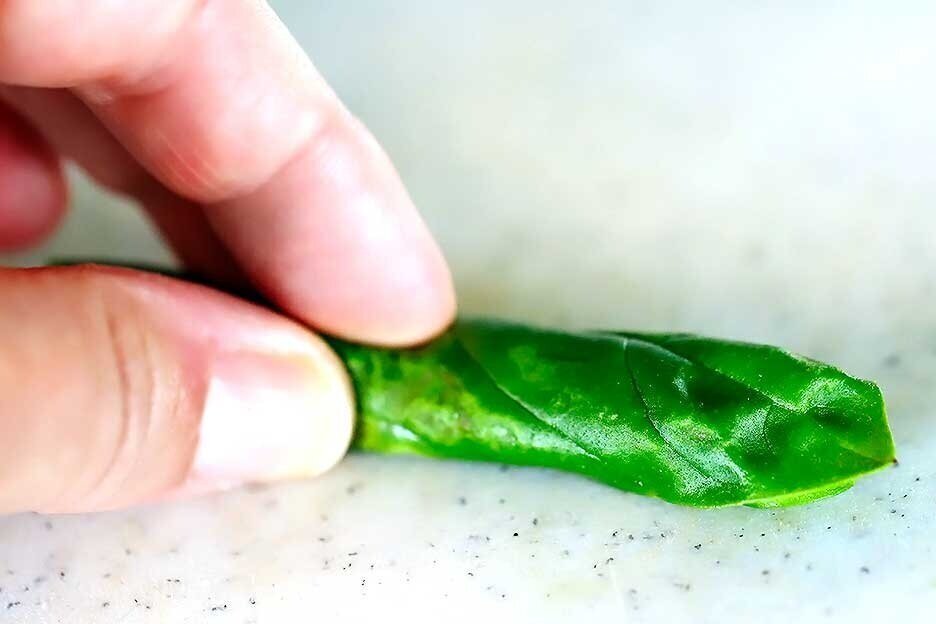 How-to-Cut-a-Chiffonade-of-Basil-3.jpg