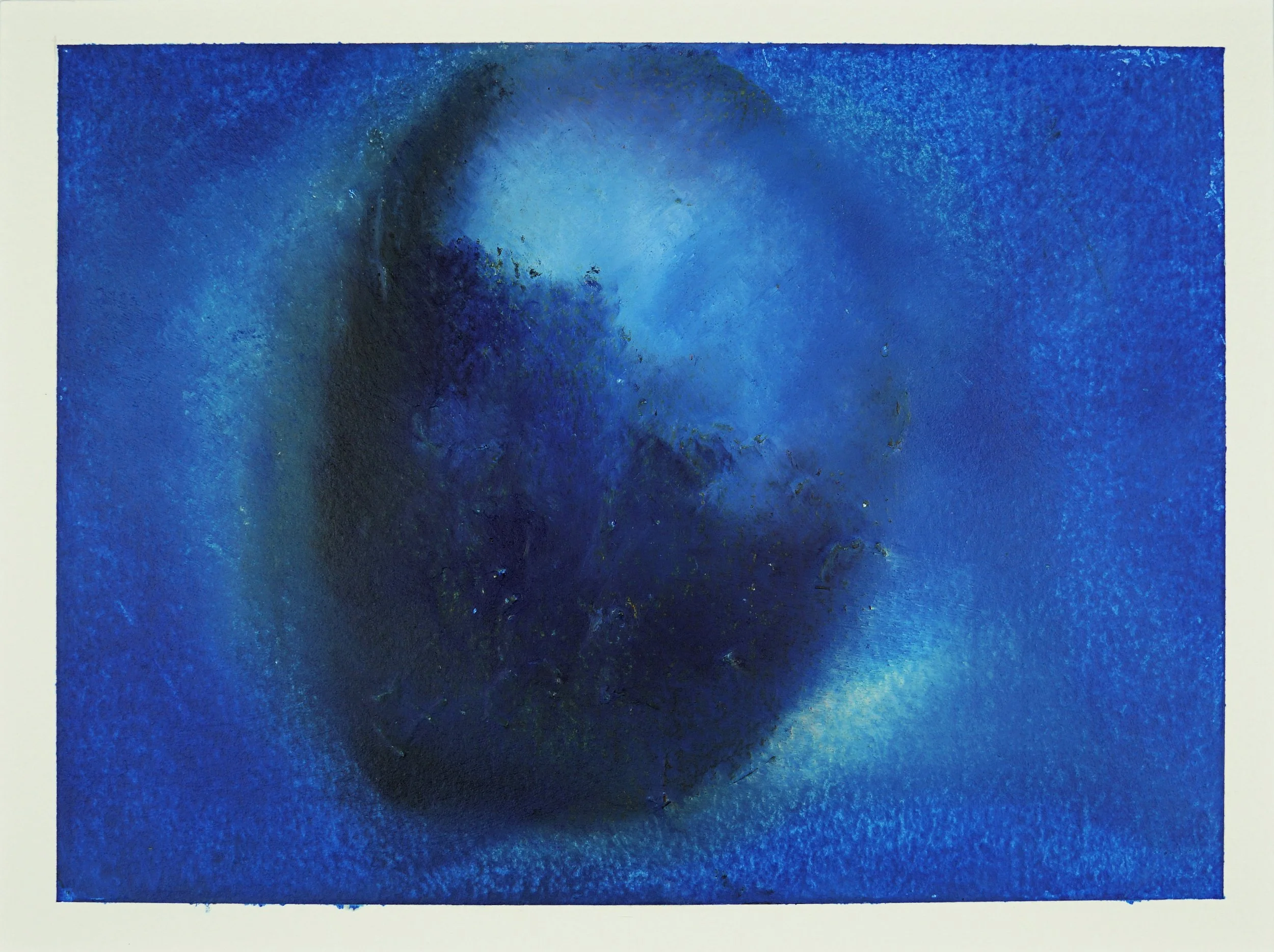 ‘Fluidity’ is an original abstract oil painting that captures the dynamic dance of light and shadow. The deep blue hues evoke the vastness of the sea, while the textured strokes bring to life the ever-changing nature of life itself. This piece is a p