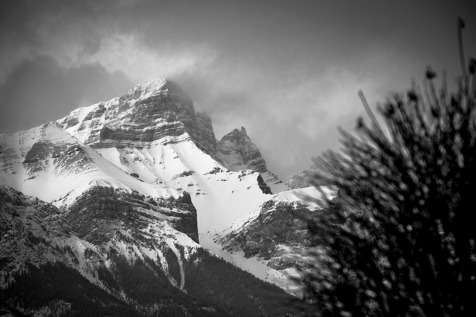 mount-rundle.jpg