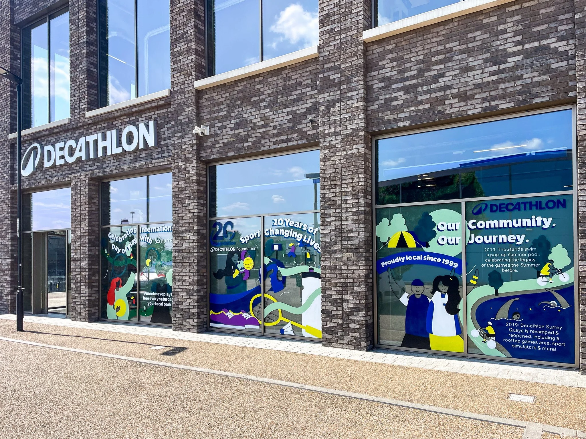 Decathlon Window murals