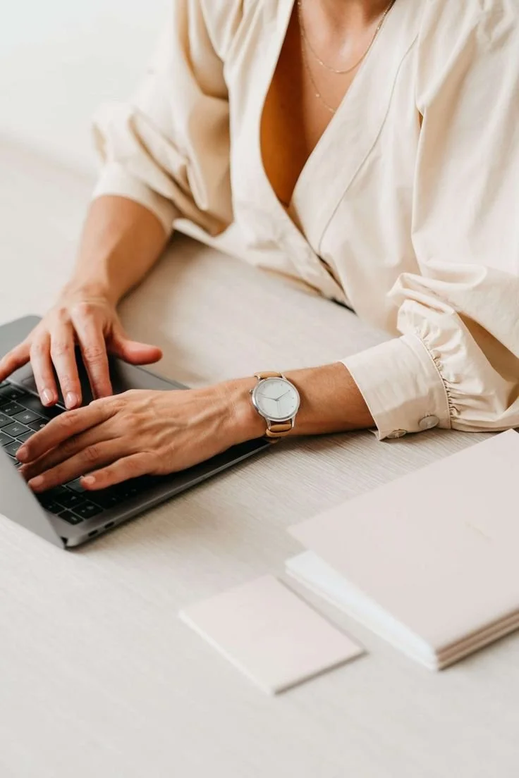 Mentor marketingu czy agencja? Zła decyzja kosztuje Cię więcej, niż myślisz