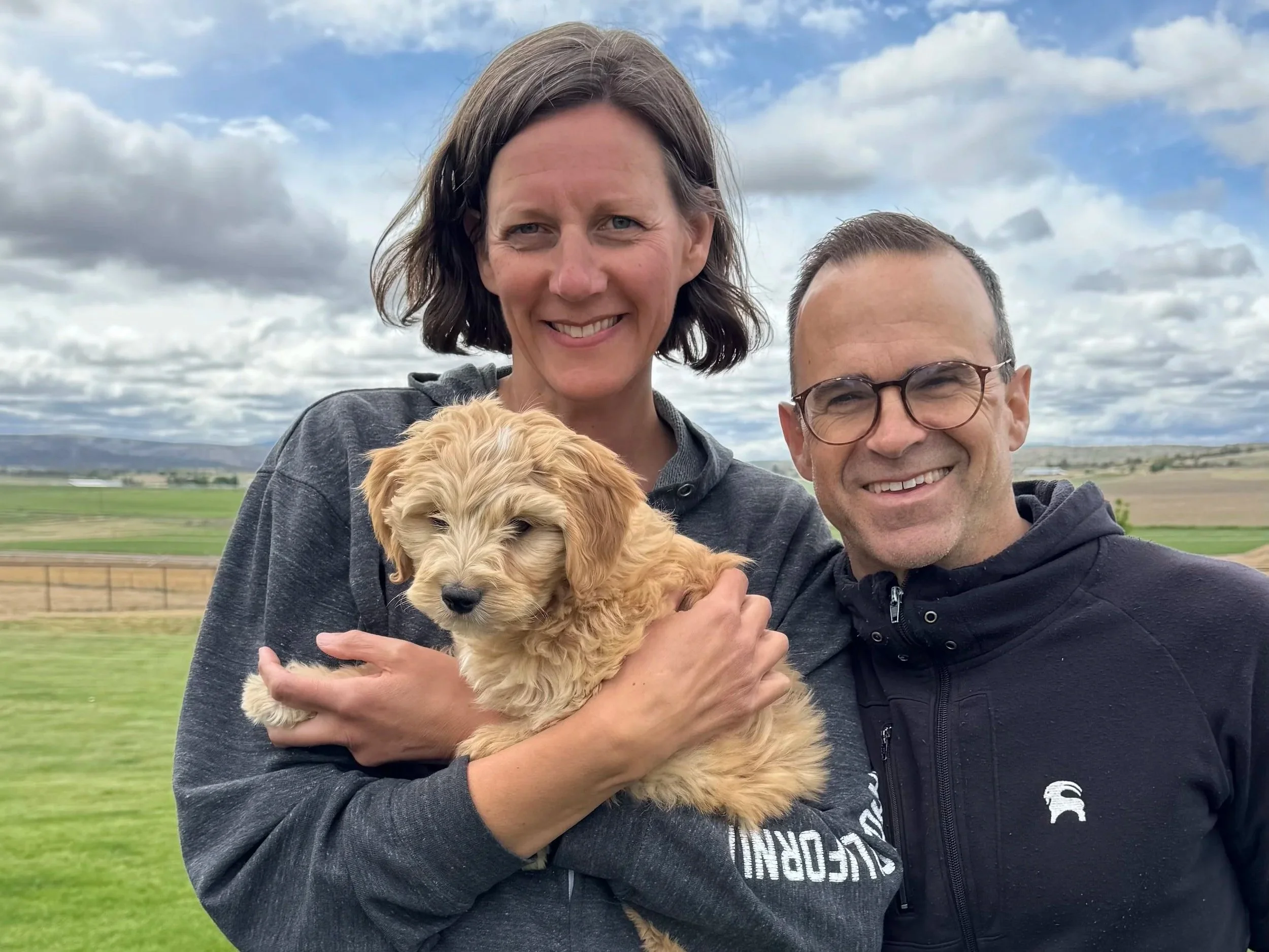 Beautiful New Goldendoodle Puppy Owners
