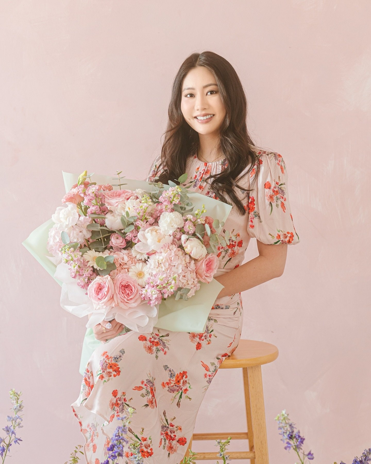 Throw back such a fun photoshoot w @eeuunniice 🌸🌸🌸#flower #giftideas #houstonflorist #houstoninteriordesigners