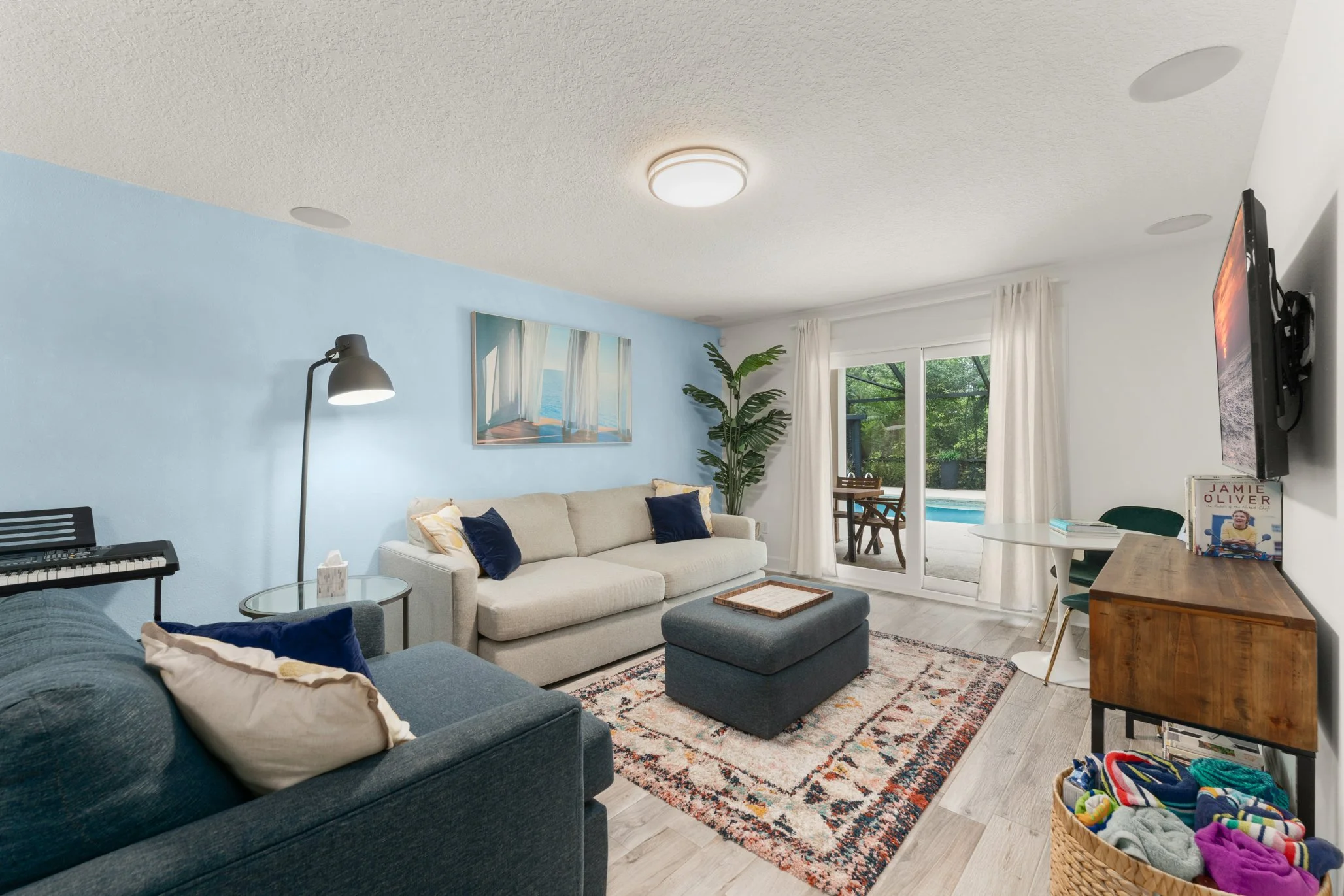 101 Lee St 056.jpg