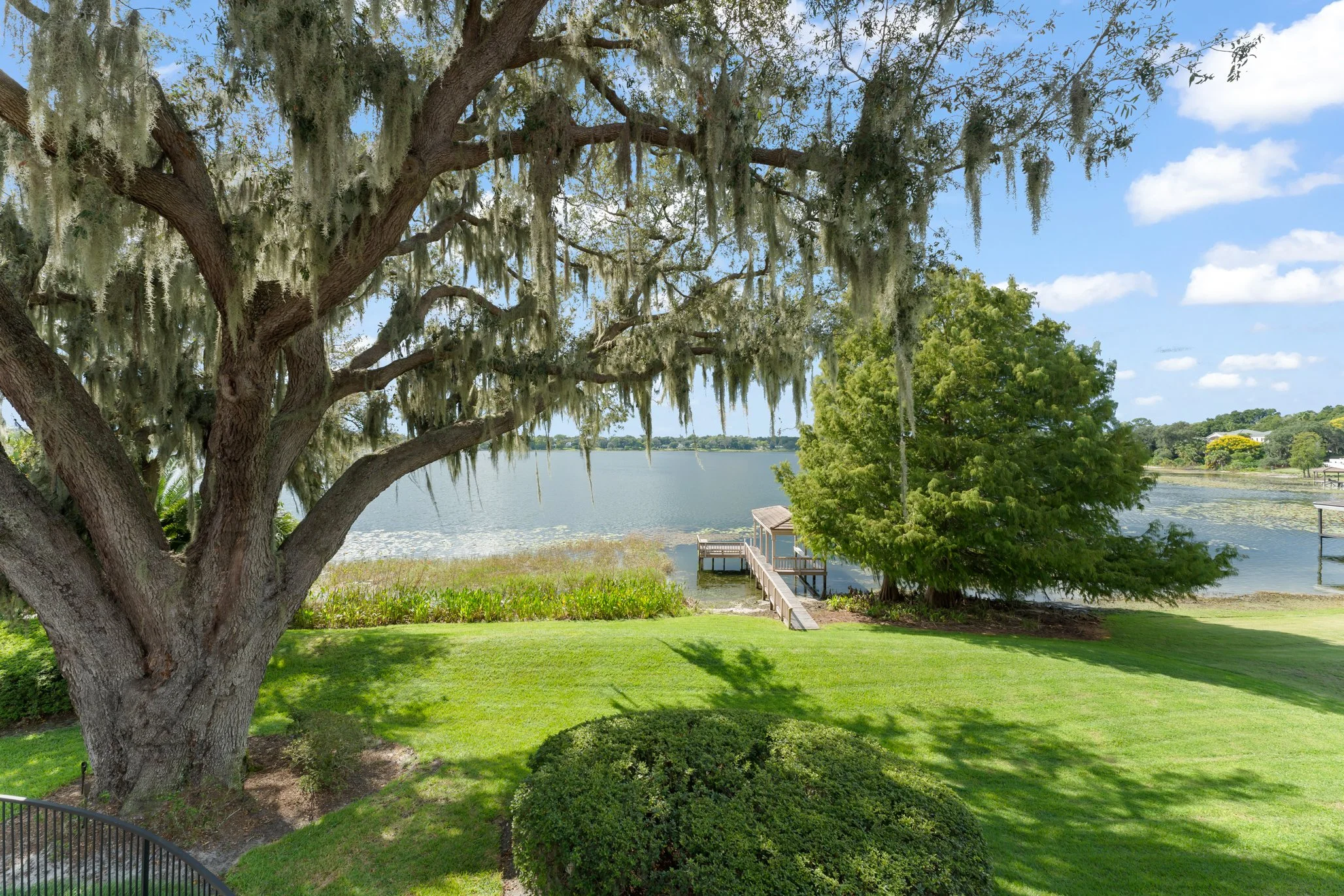 2_5036 Latrobe Dr 059.jpg