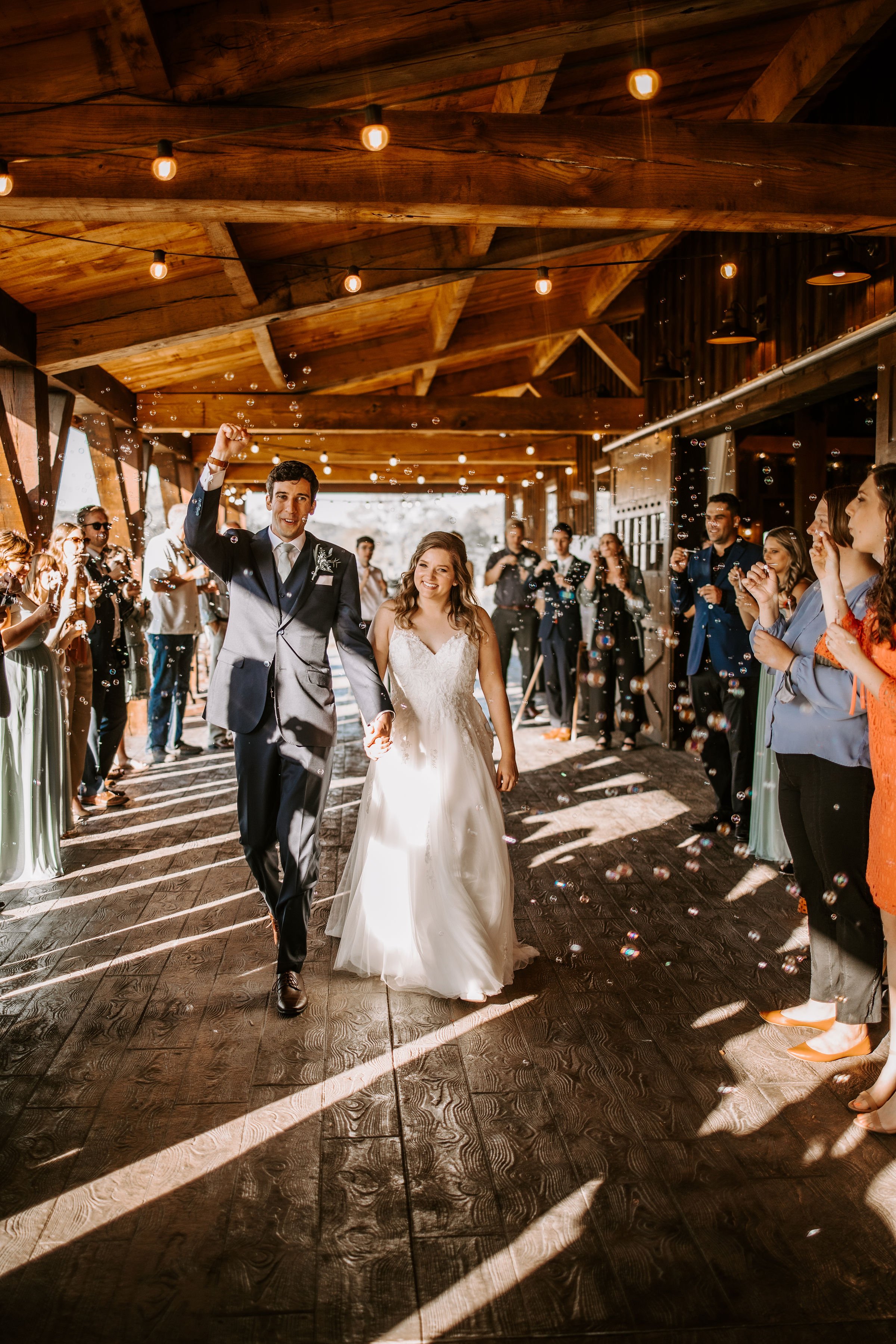 Wedding Exit Ideas for Your Perfect Send-Off