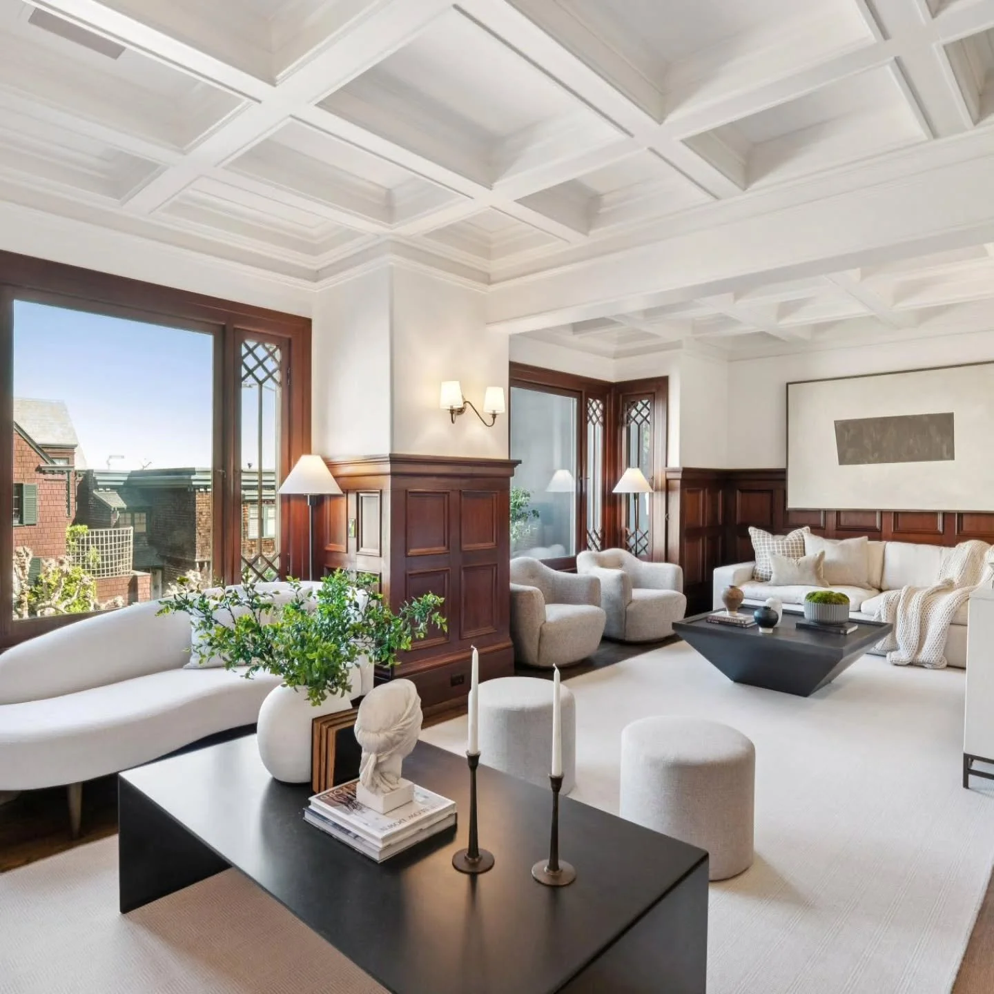 Both grand in scale and welcoming in ambience, this handsome 1908 Pacific Heights manor offers four levels of inviting living spaces with bay views and eye-catching details that serve as reminders of its revered provenance and artistry. Represented b