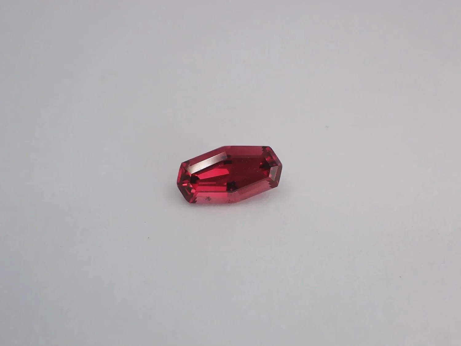 Red_Spinel_fancycut.jpg