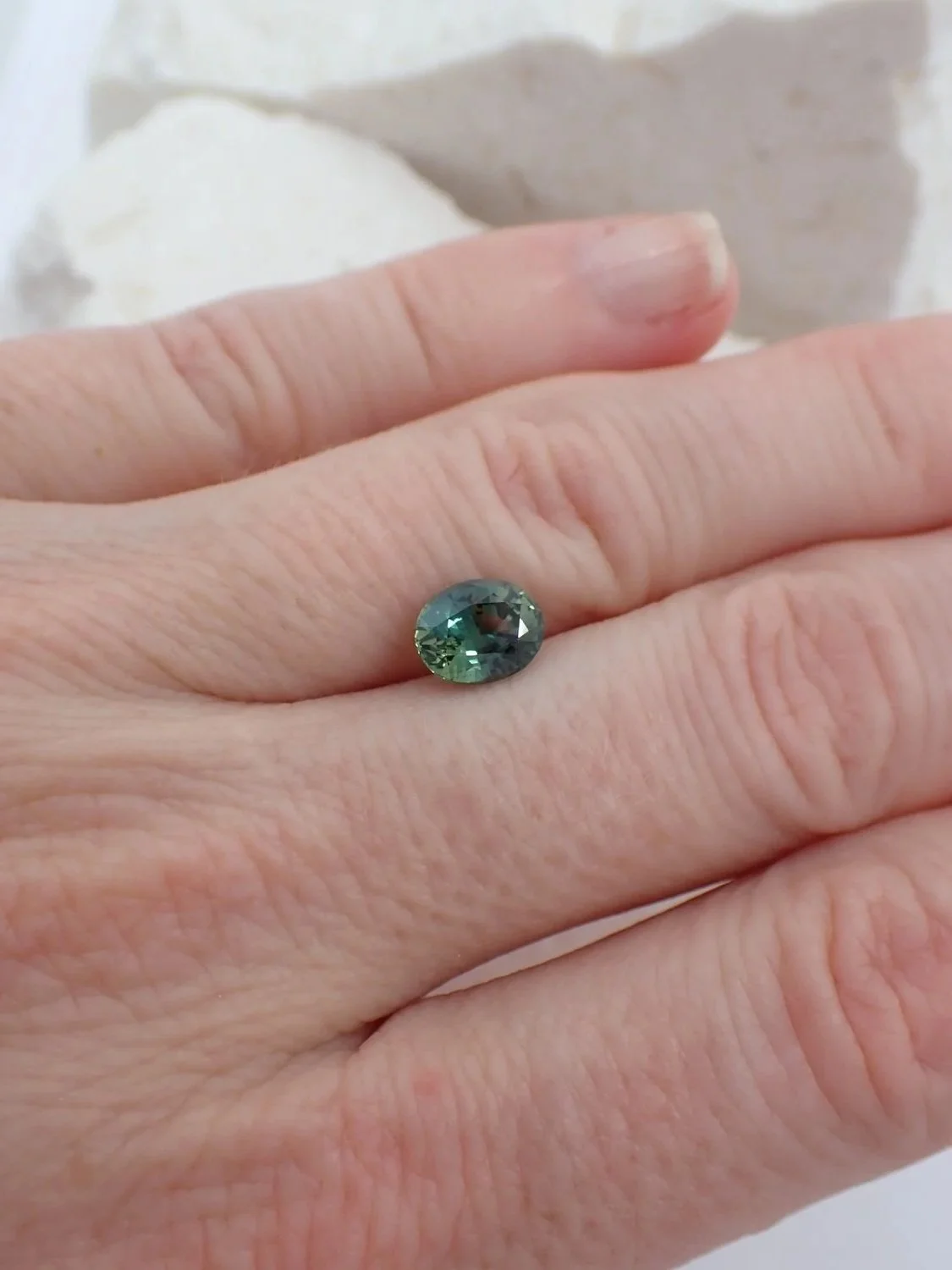 Australian_Sapphire_Oval5.jpg