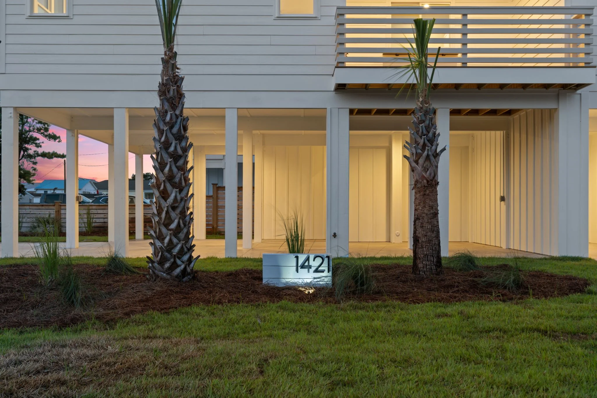 2-web-or-mls-1421 Mackerel Unit 2 -101.JPG