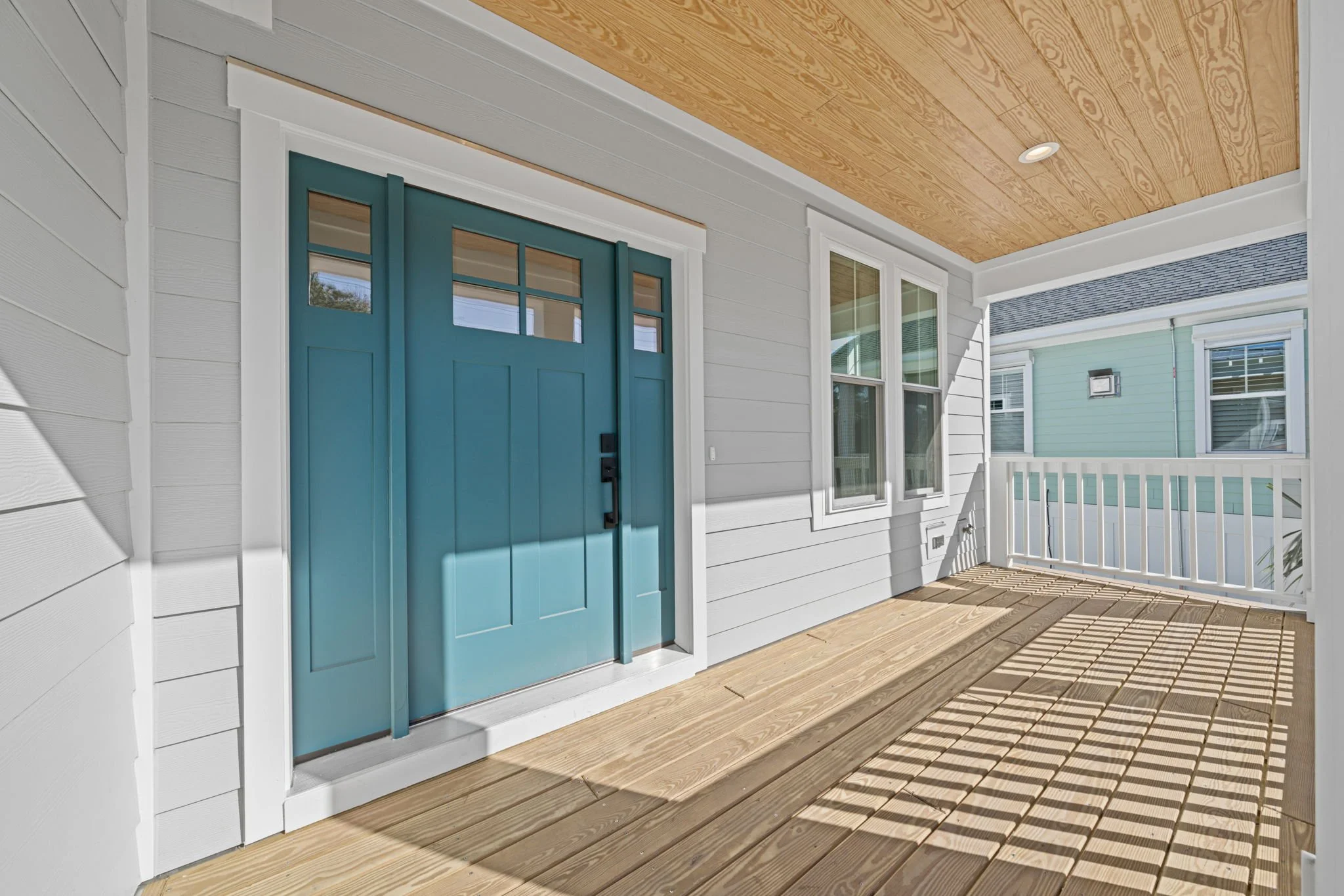 9-web-or-mls-410 Goldsboro - 9.jpg