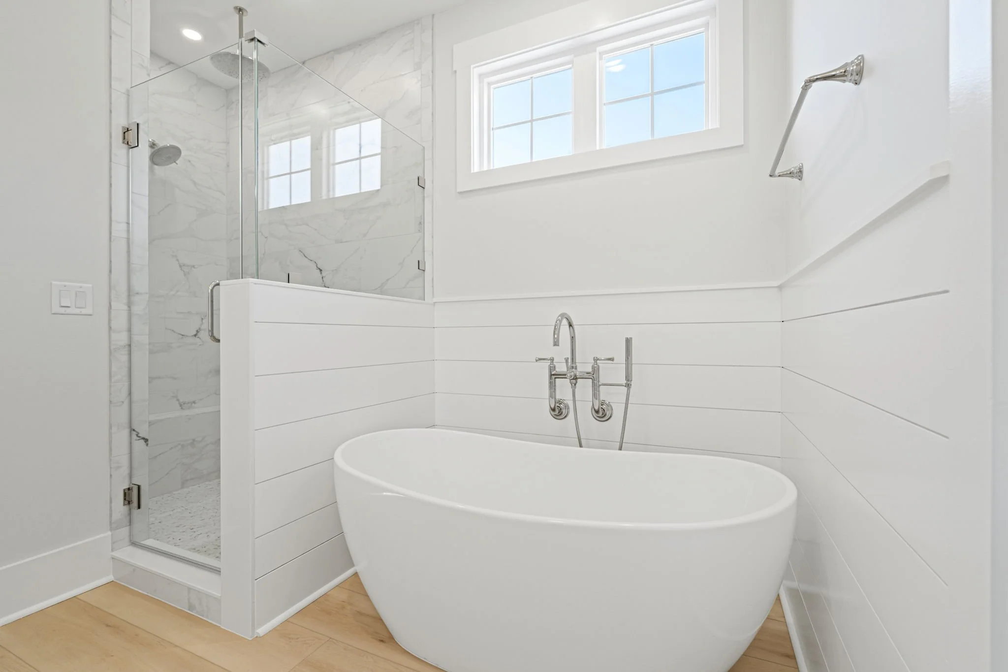 42-web-or-mls-410 Goldsboro - 42.jpg