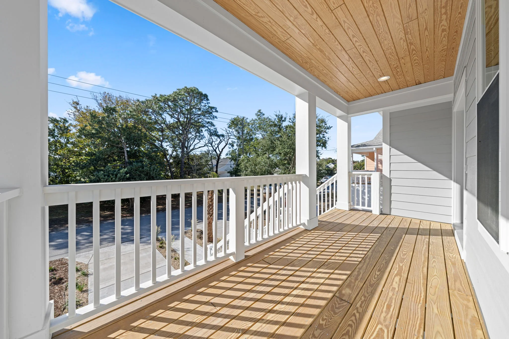 8-web-or-mls-410 Goldsboro - 8.jpg