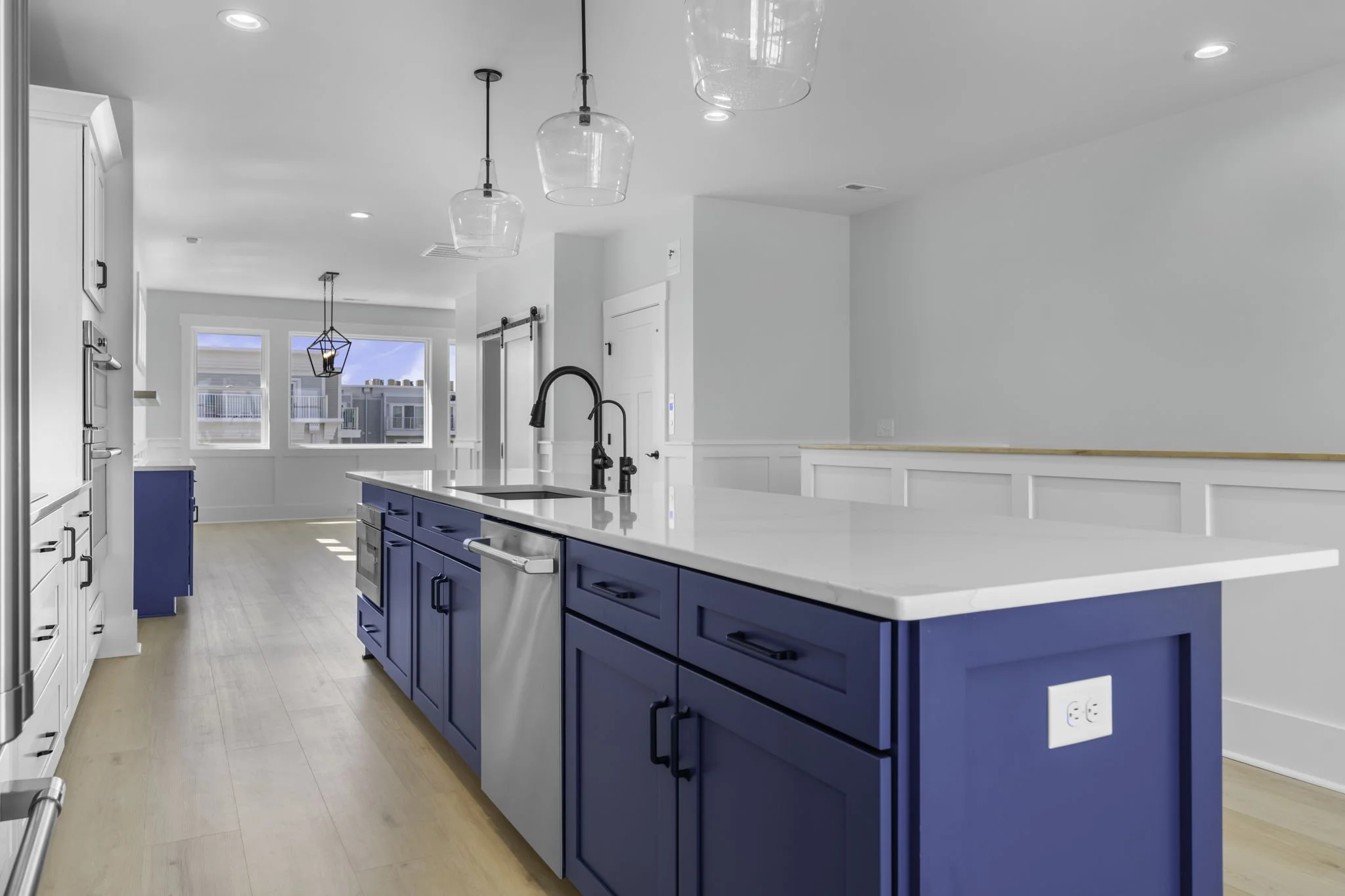 102-web-or-mls-306 CBAS - 102.jpg