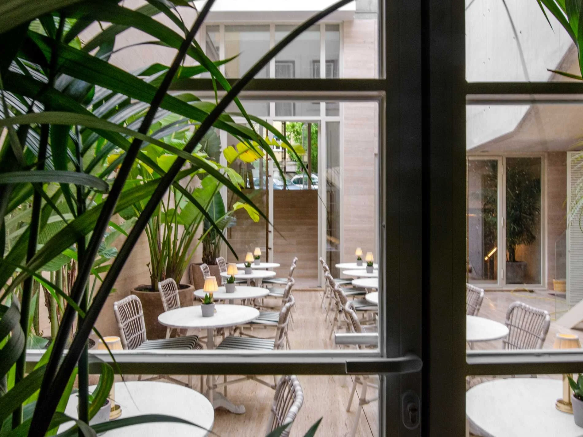 Brown Avenue Hotel_10.jpg