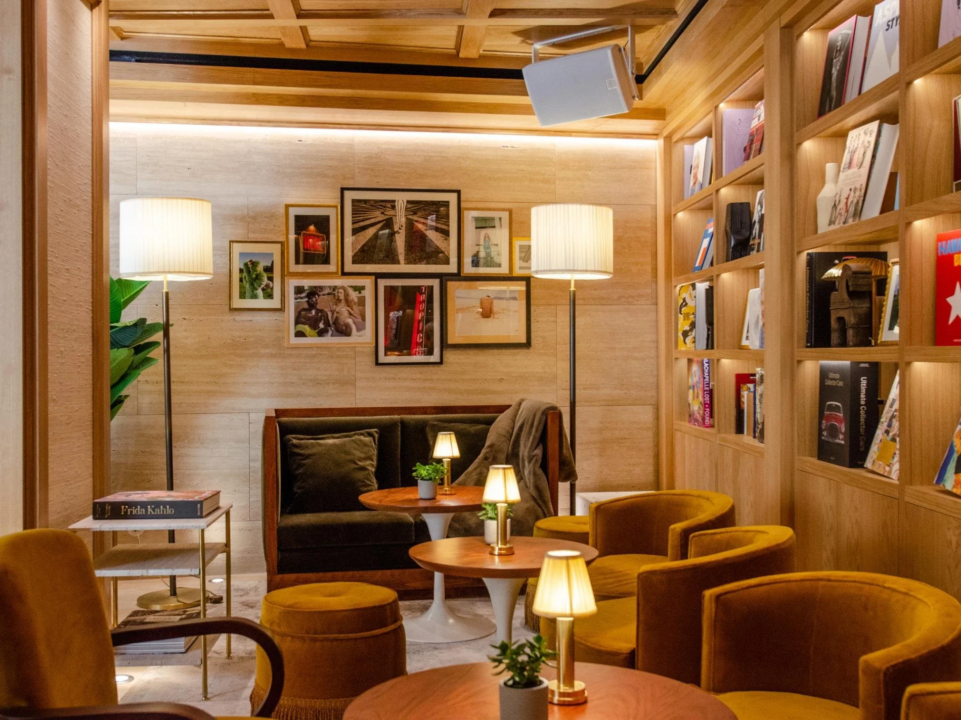 Brown Avenue Hotel_5.jpg