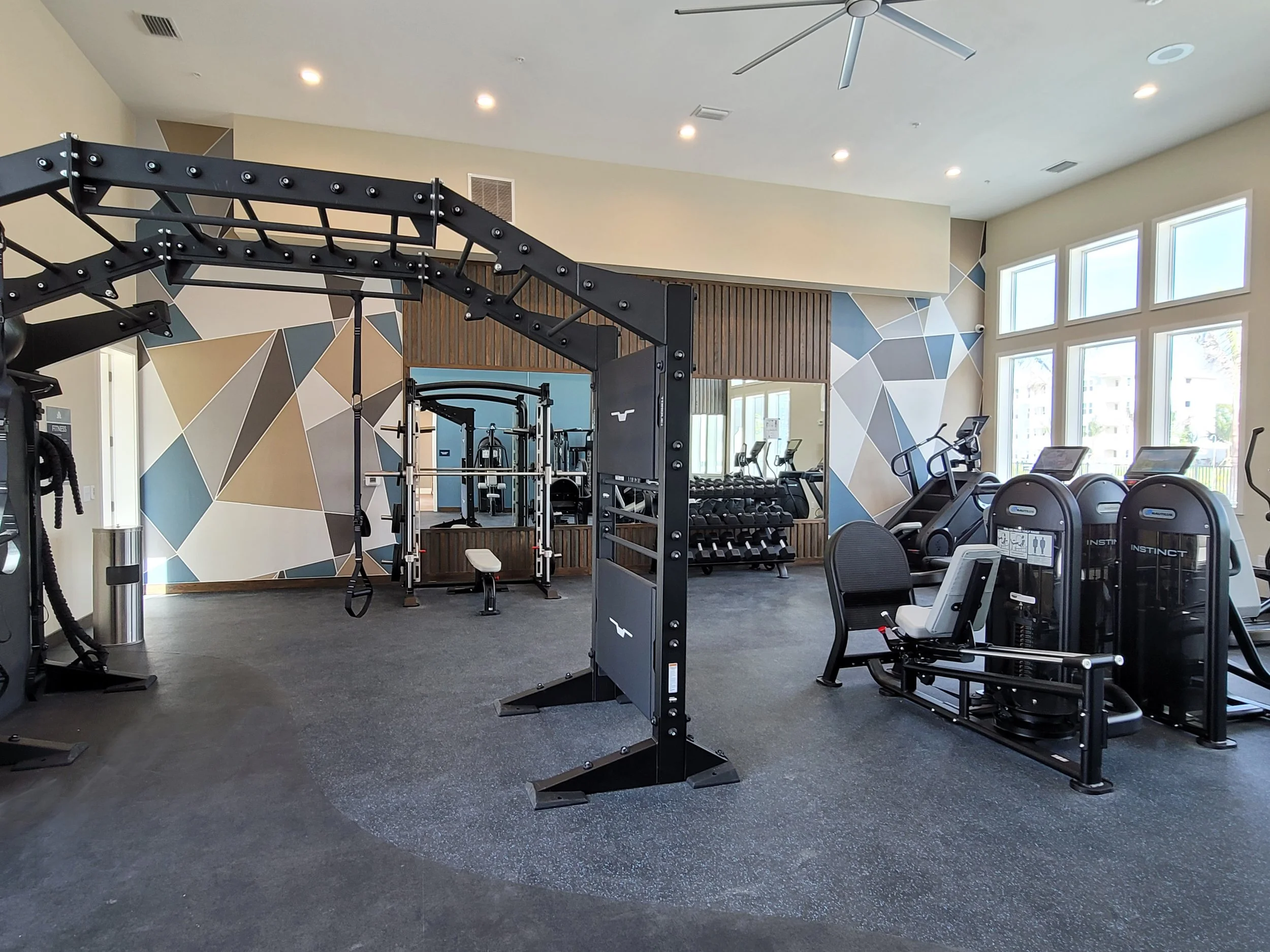 9_FITNESS ROOM 1.jpg