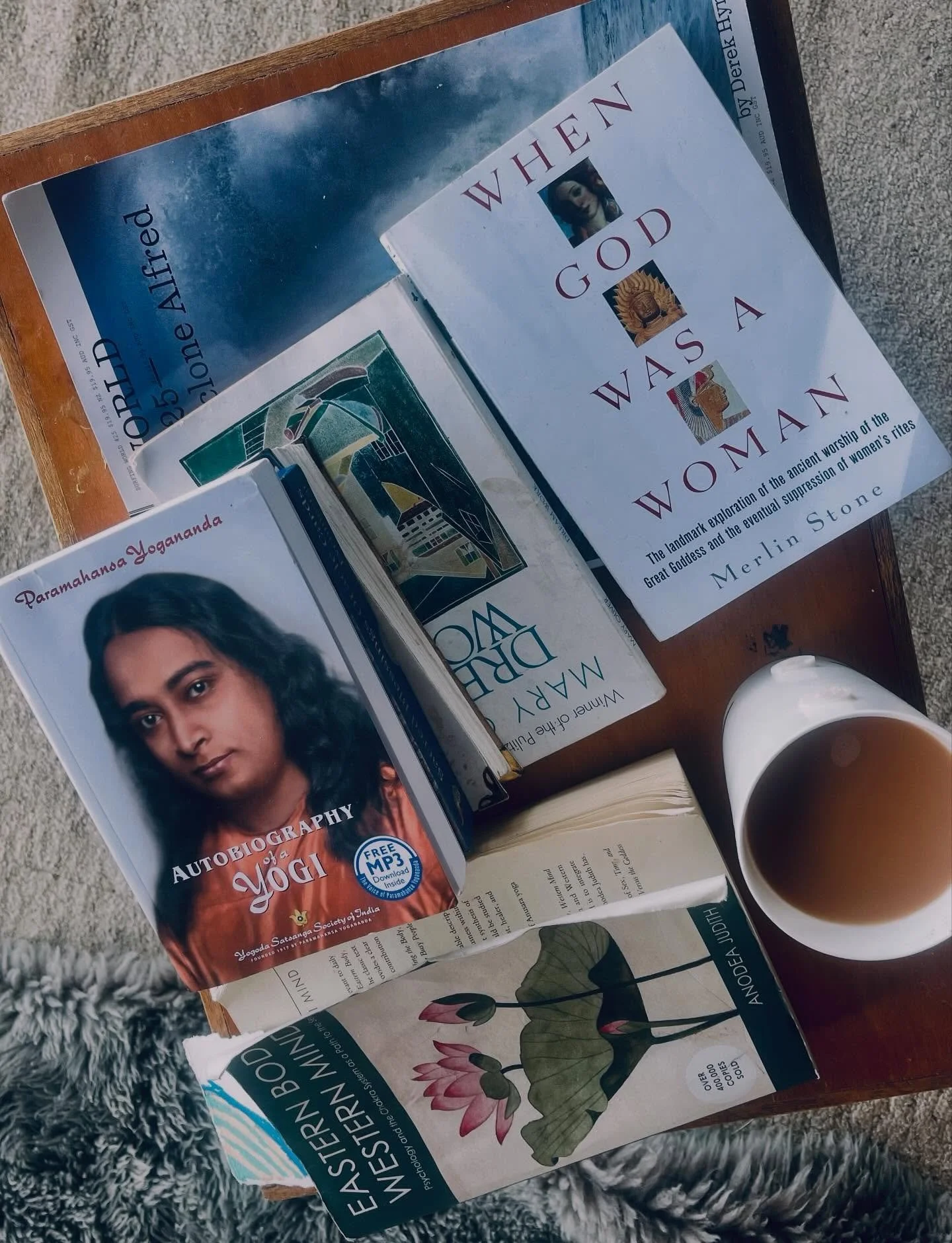 I hear the expression day by day a lot &lsquo;these days&rsquo;. Normally as a way to embrace what is, and be powerful for what&rsquo;s challenging. 

For a long time I&rsquo;ve touted the message of get into the shadows of what&rsquo;s hard and be w