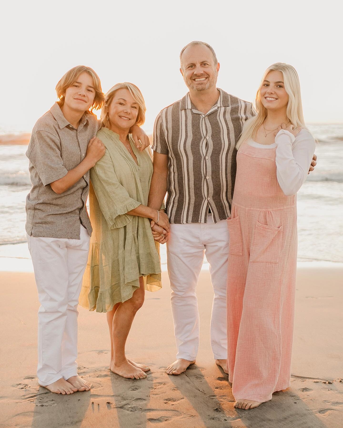 Photographed a family sunrise session this past weekend at Scripps Pier &amp; my gosh it was insanely beautiful. 
Seeing my families year after year &amp; how the kids have grown just blows my mind.
This work is such an immense honor! 
Thank you for 