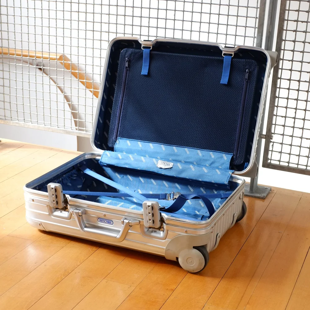 RIMOWA TOPAS もどかしい BUSINESS 40MULTIWHEEL 26L