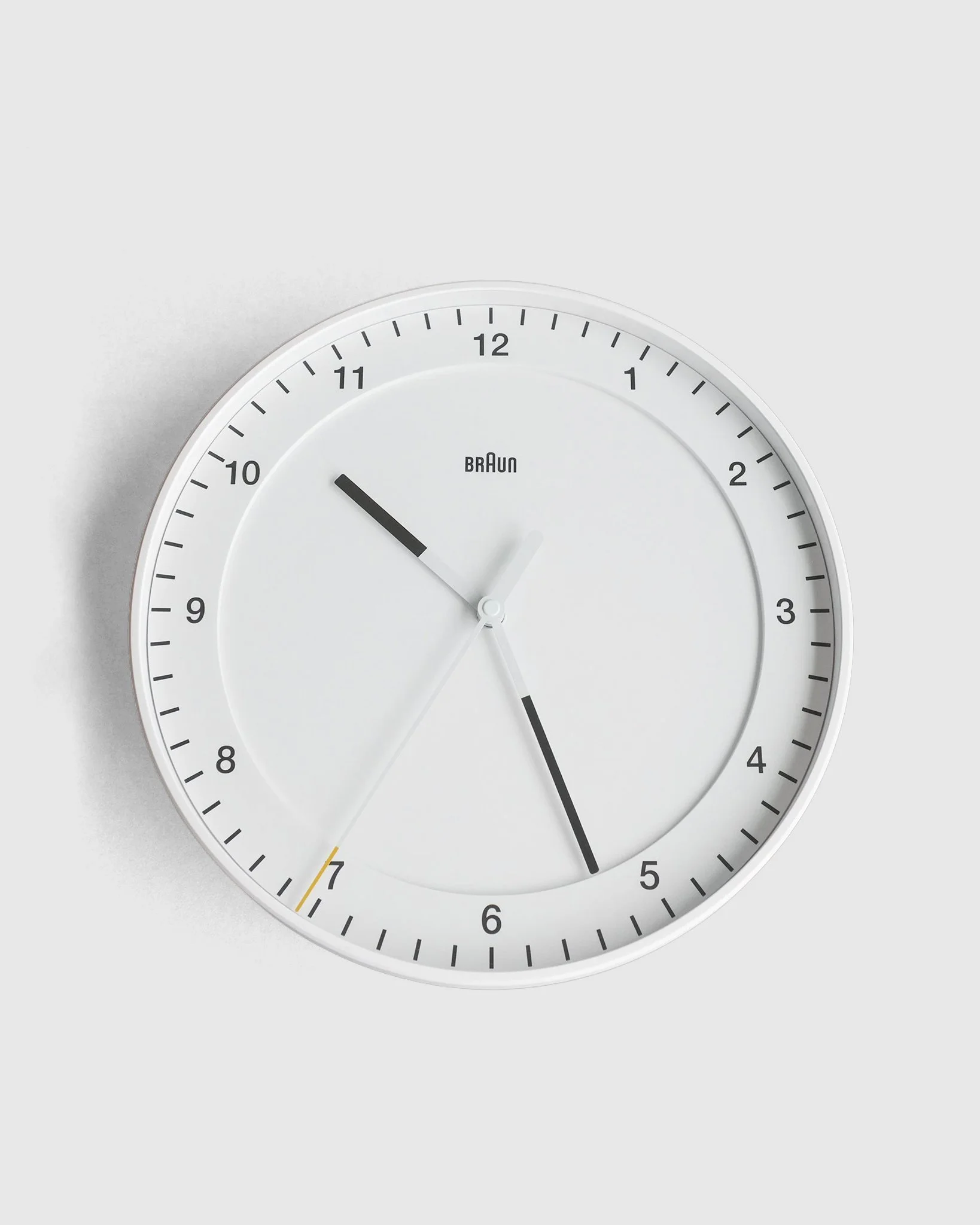 [BC17] White Wall Clock by Braun