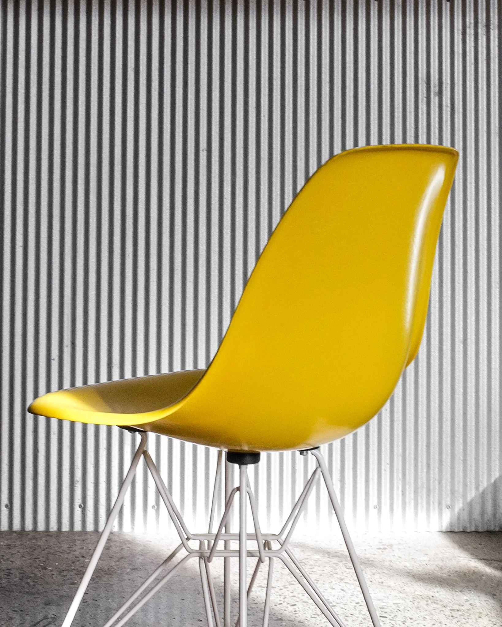 yelloweamesDSR-2.jpg