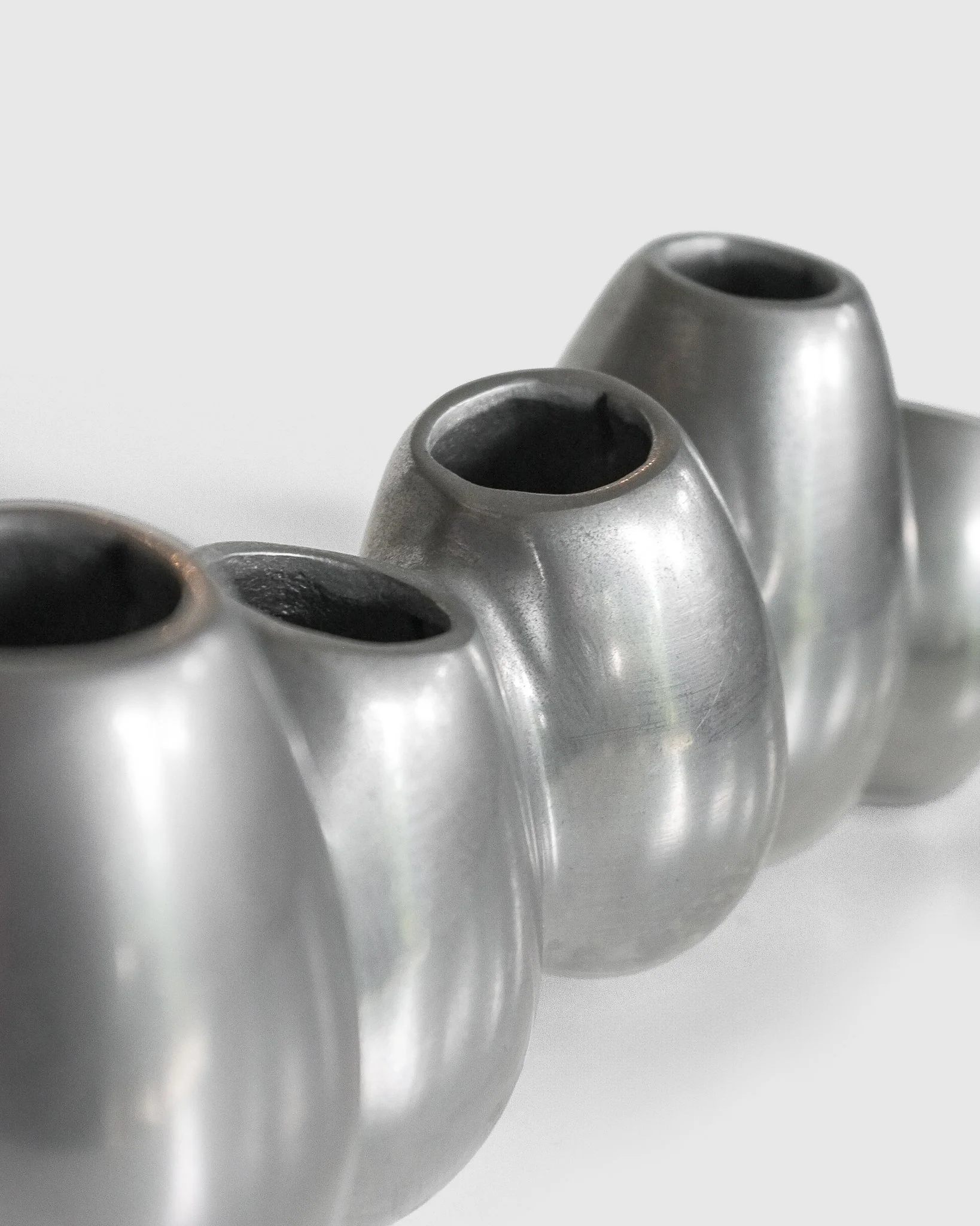 castalueggvase.jpg