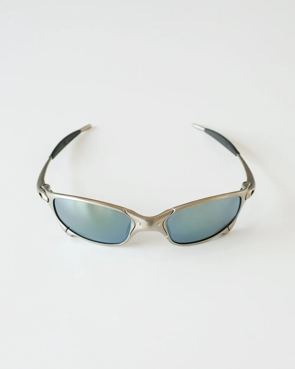 X-Metal [ Plasma / Green Emerald ] Juliet Sunglasses by Oakley — KIOSK