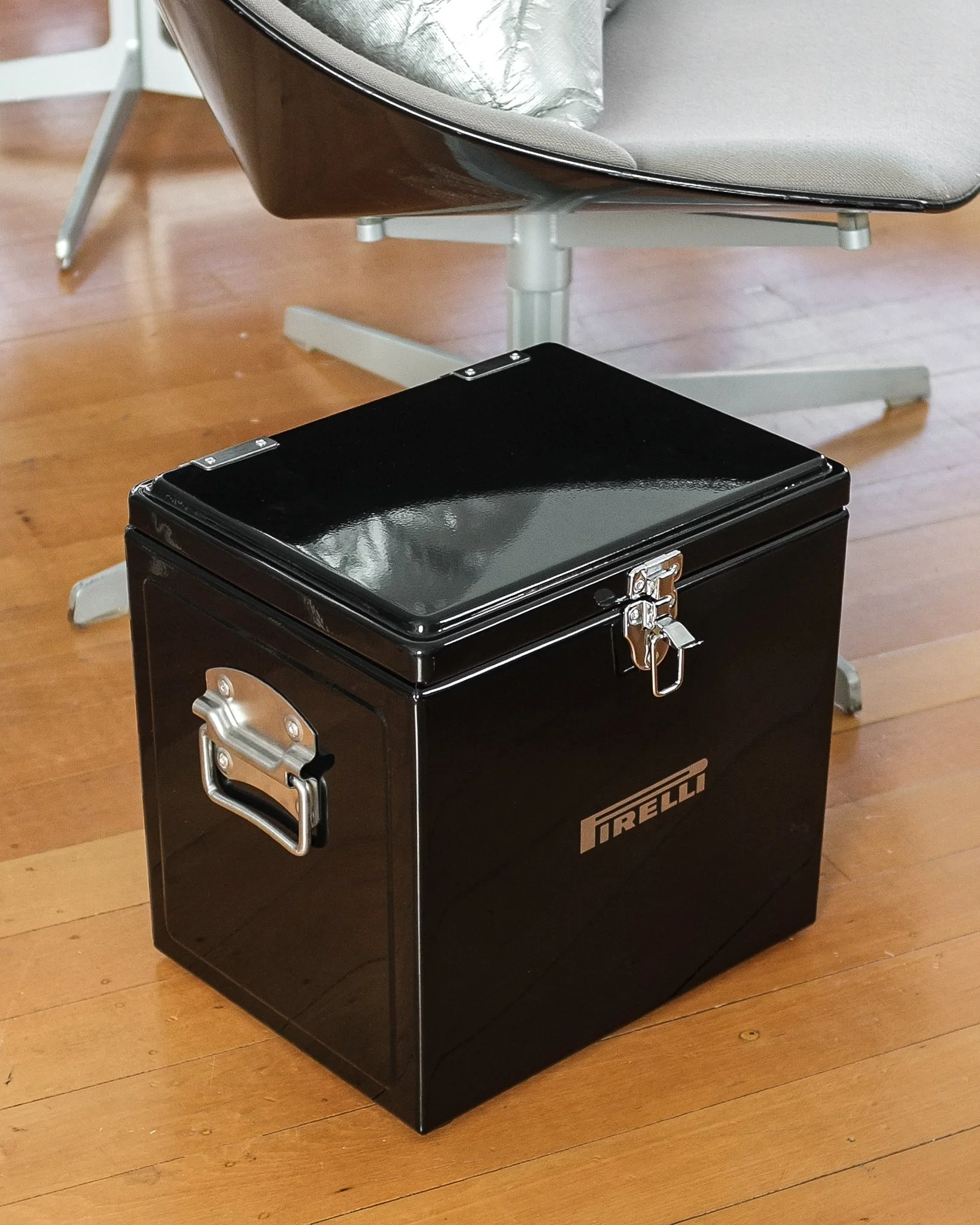 pirelli cooler-5.jpg