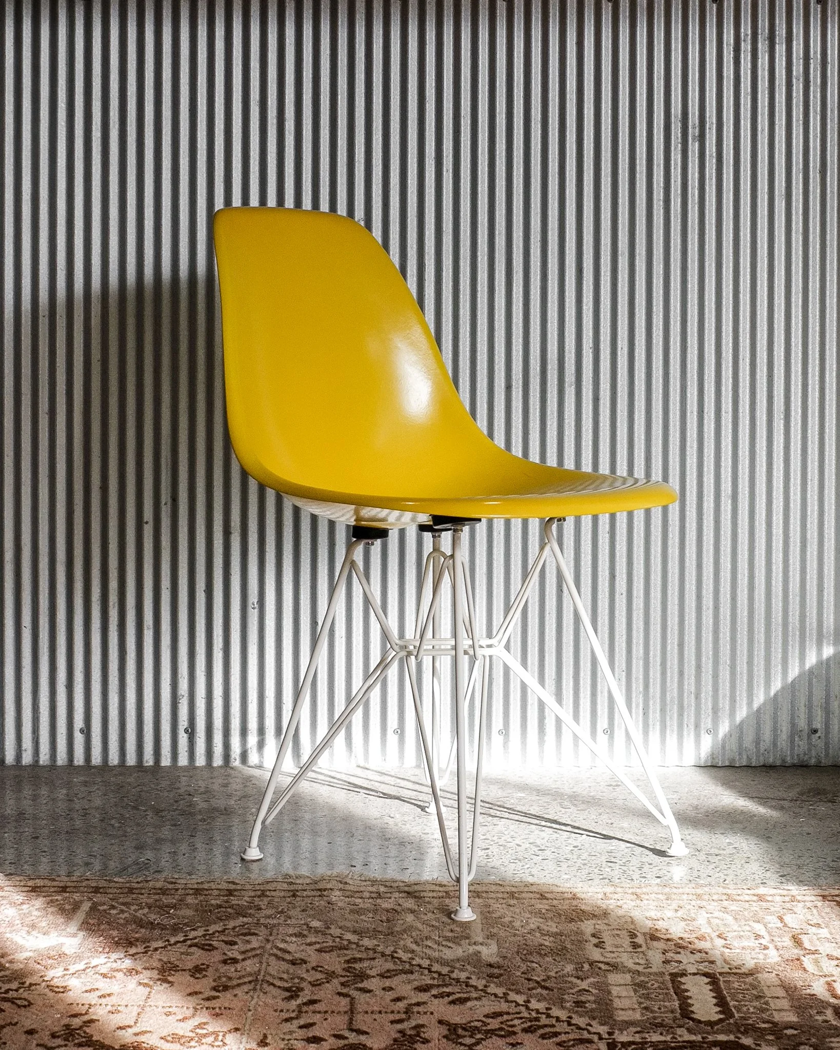 Yellow Fibreglass [ DSR ] Chair Charles & Ray Eames for Herman Miller