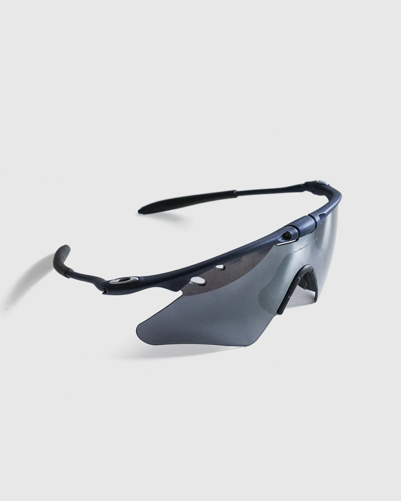 oakleyMframemag-9.jpg