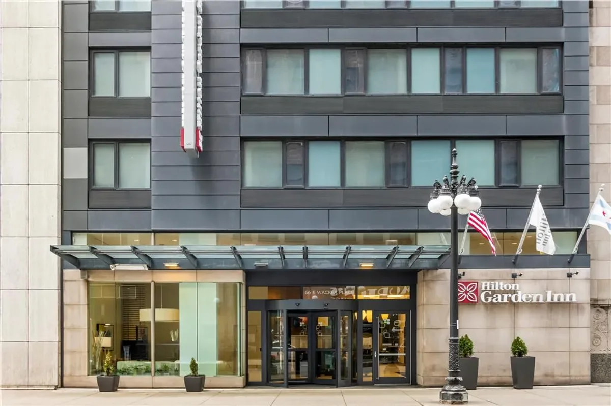 Hilton Garden Inn Riverwalk