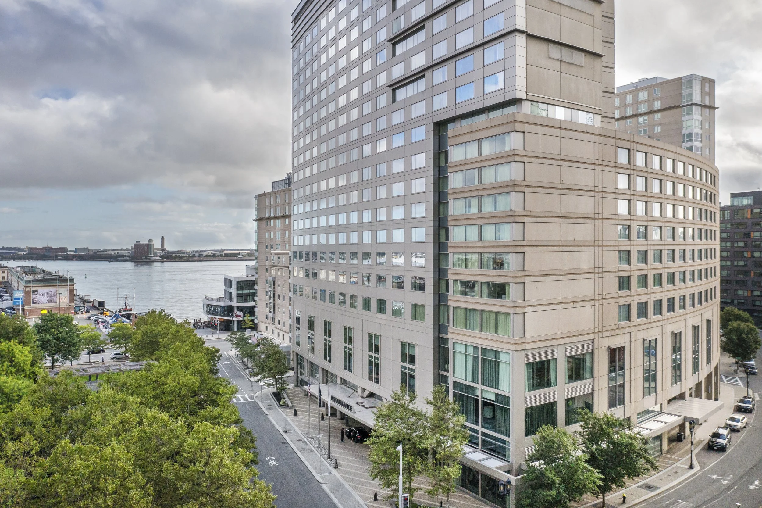 Renaissance Waterfront